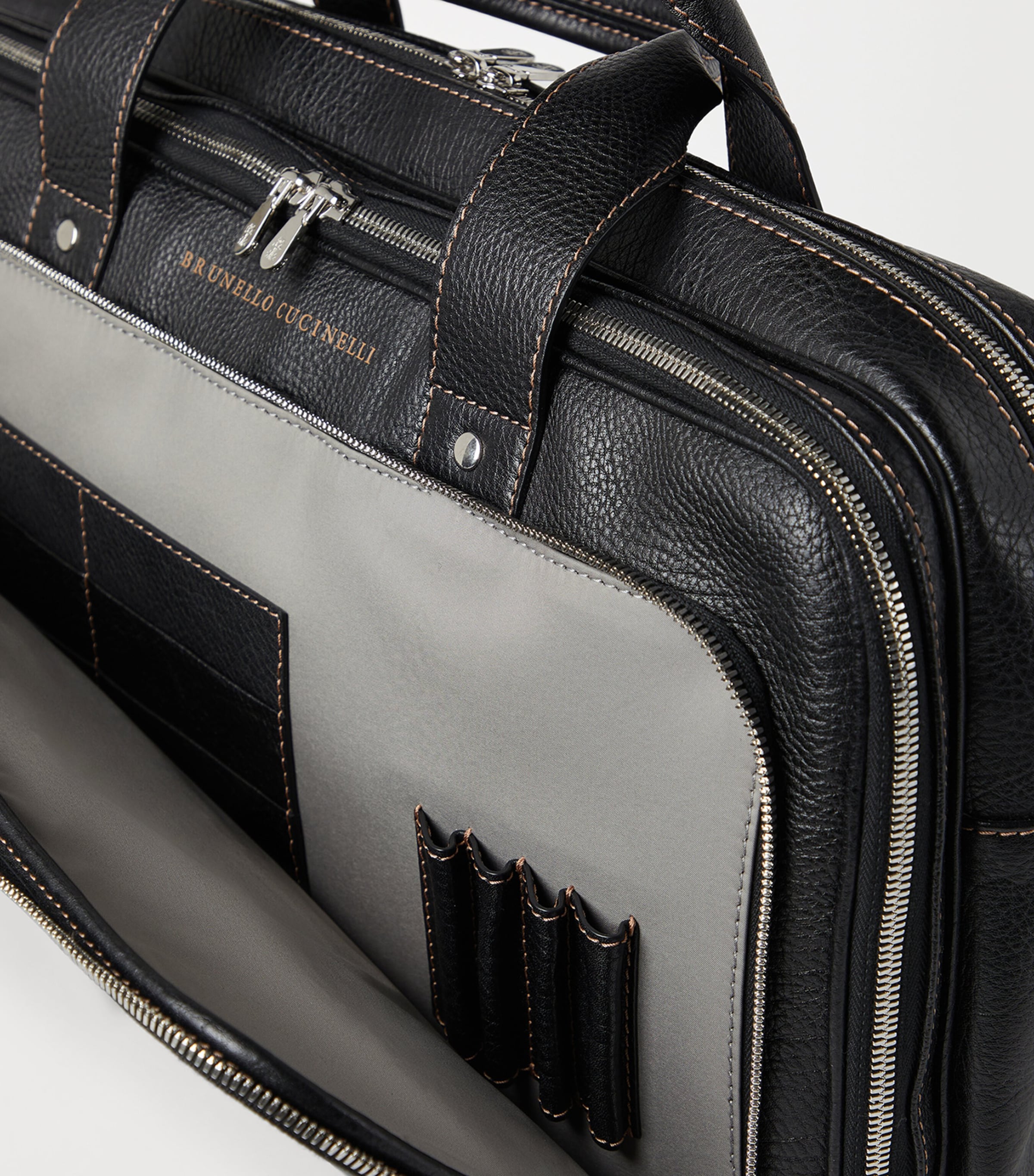 Grained Calfskin Messenger Bag C101 Image 5