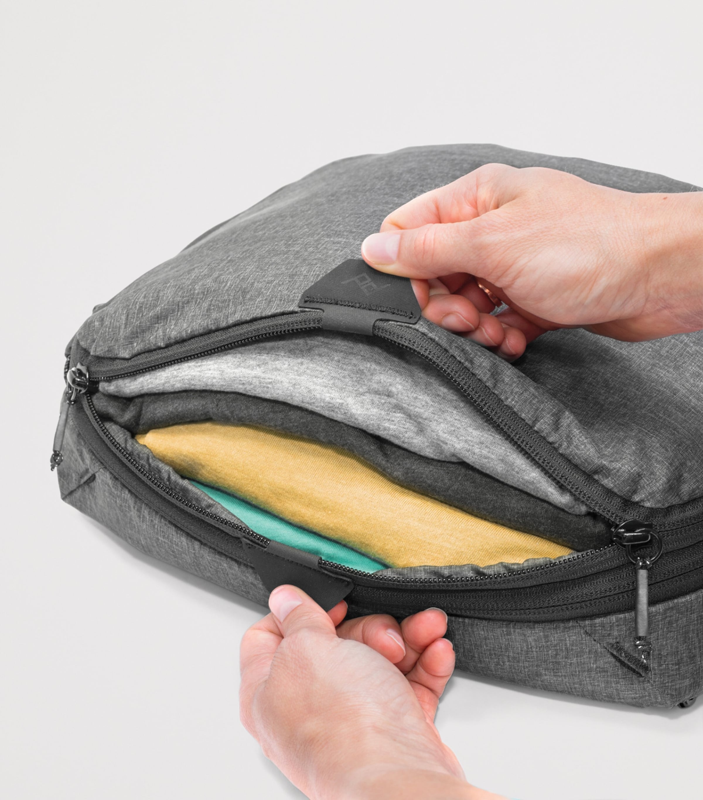 Medium Compressible Packing Cube CHARCOAL Image 7