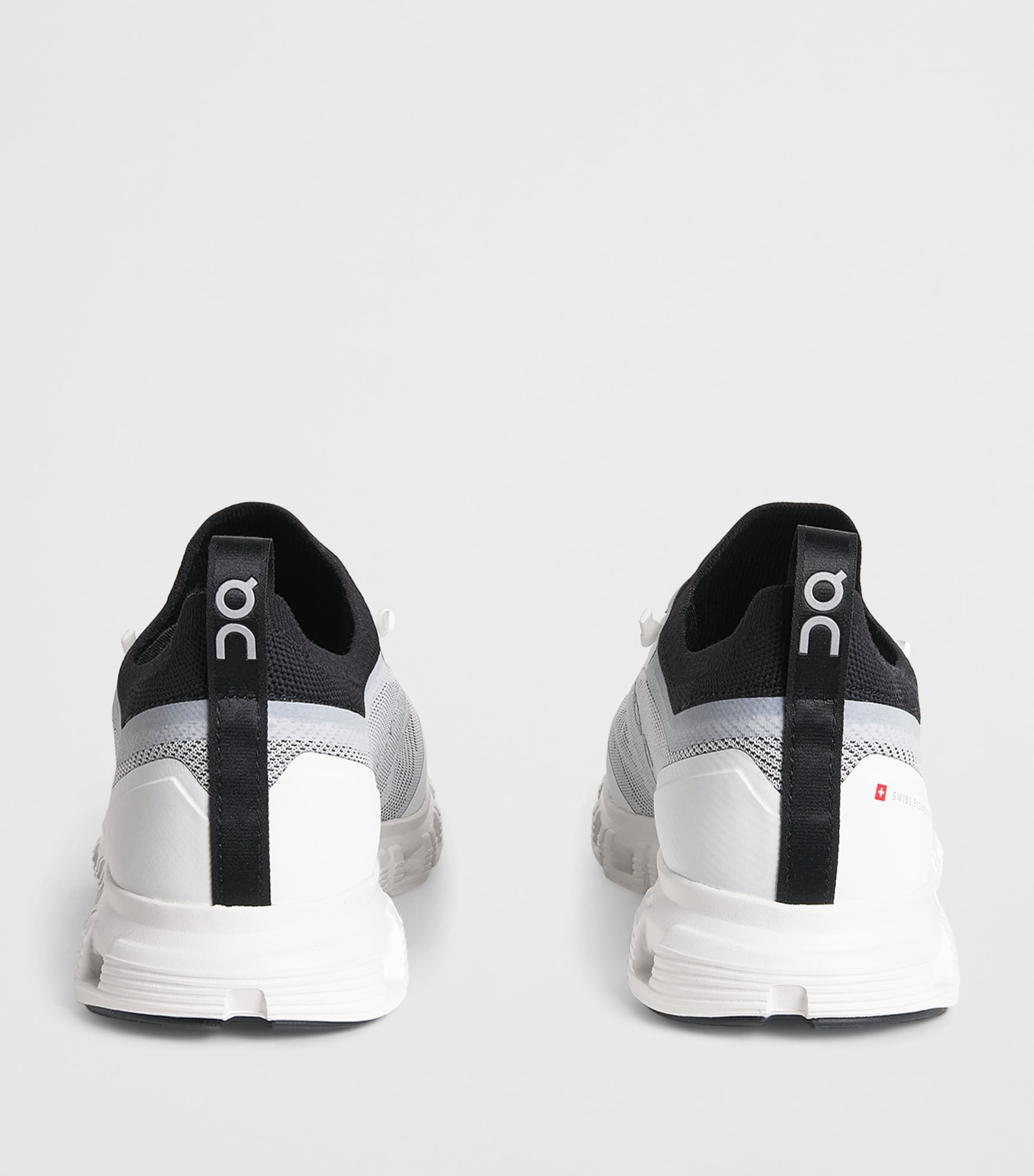 Cloud 6 Versa Trainers WHITE | BLACK Image 4