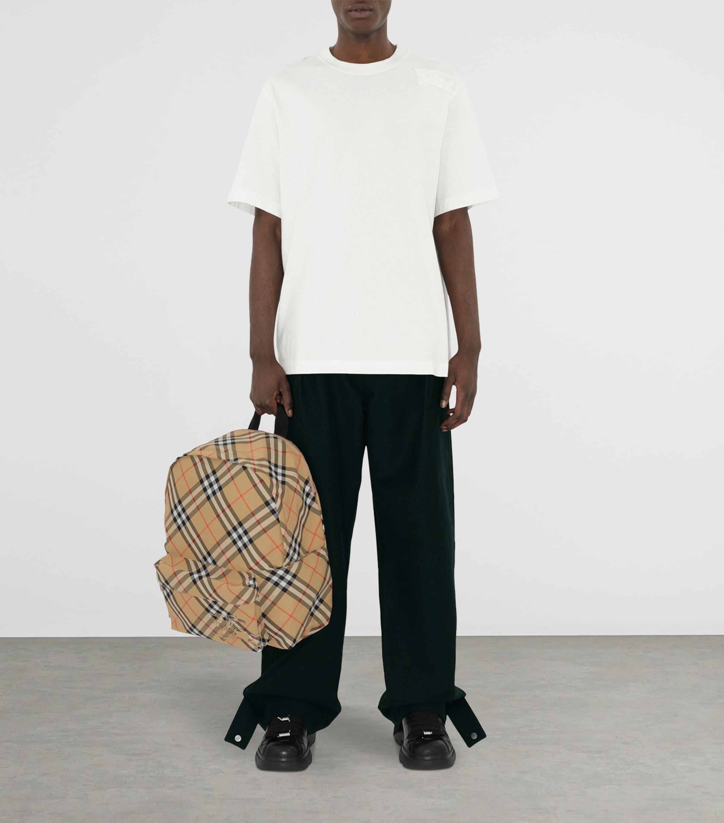 Check Backpack SAND Image 2