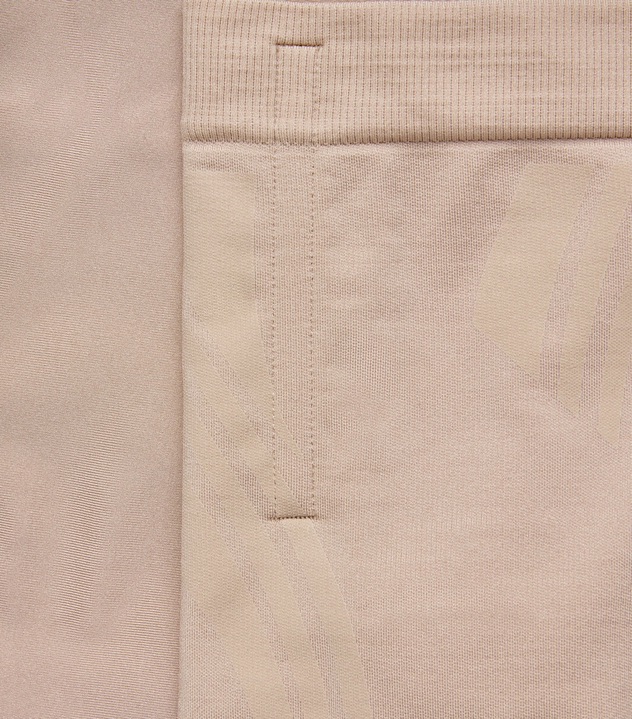 SPANX Womens SPANXsculpt GoFigure Mid-Thigh Shorts Chai Image 4