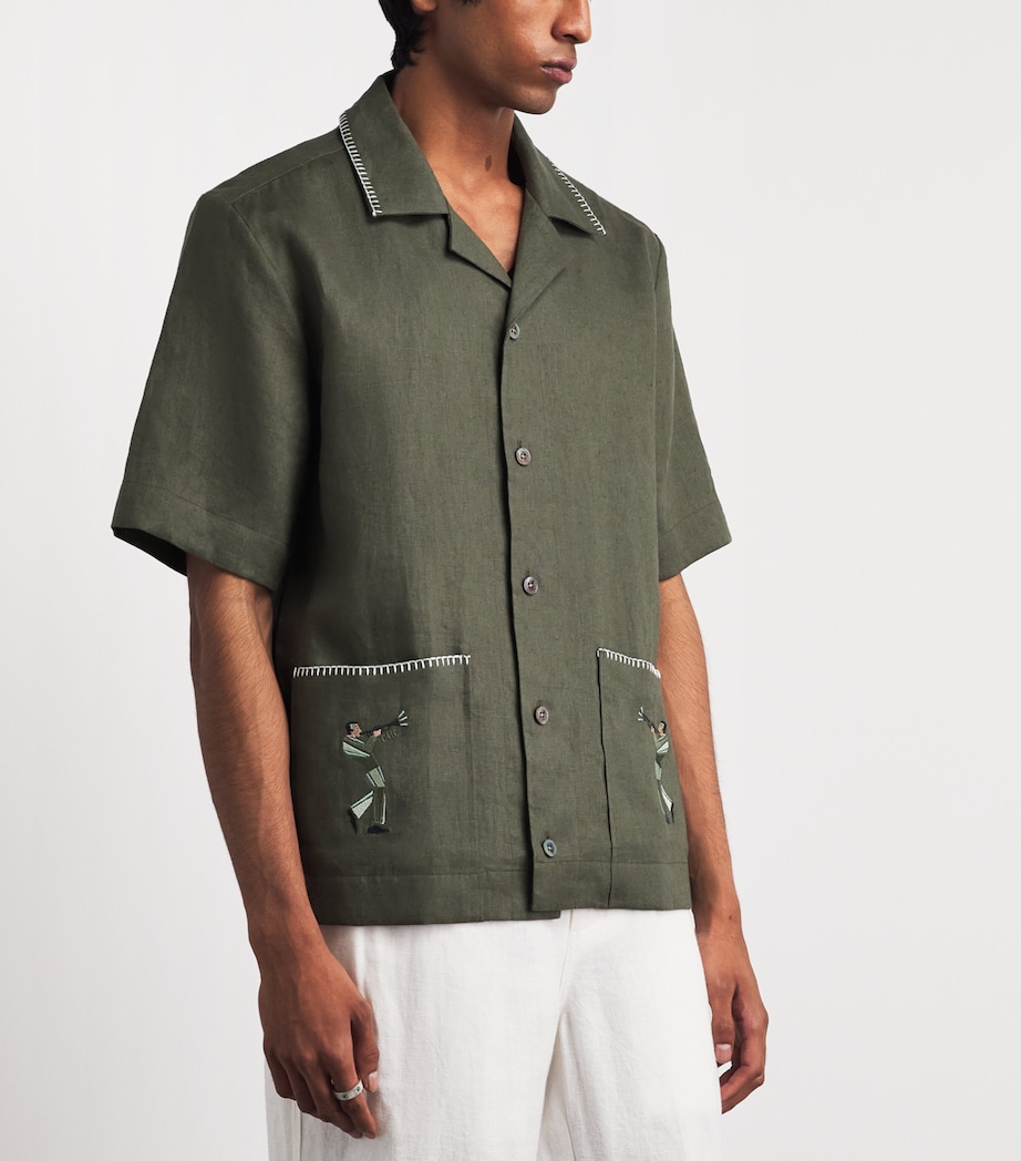 CHÉ Mens Linen Trompette Embroidered Shirt Deep Forest Image 4
