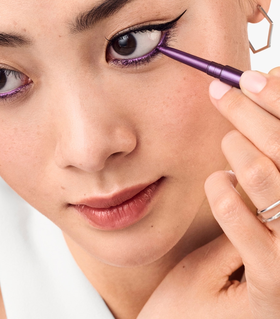 High Impact Gel Tech Eyeliner SPARKLING AMETHYST Image 3