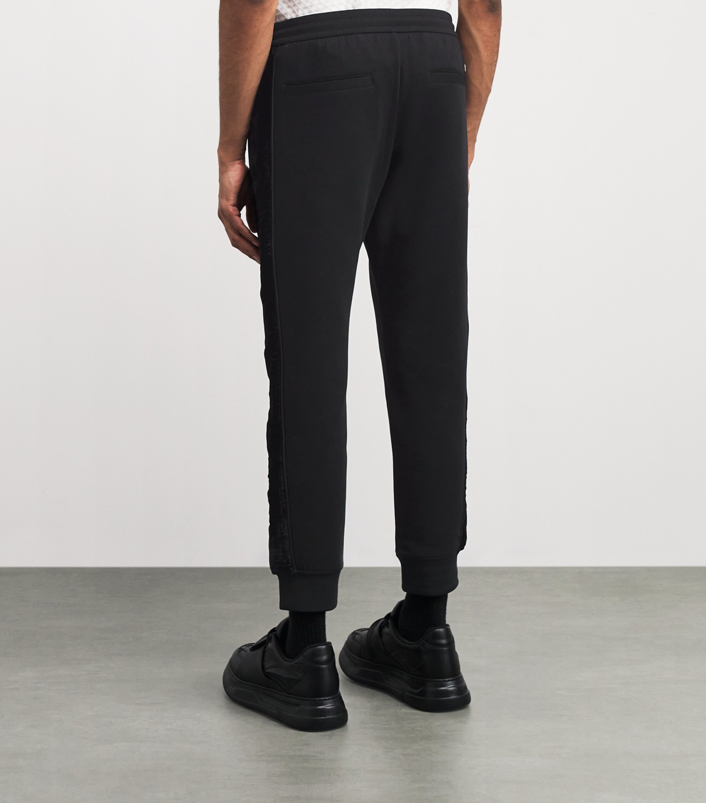 Stretch-Cotton Velvet Sweatpants UC001 Image 4