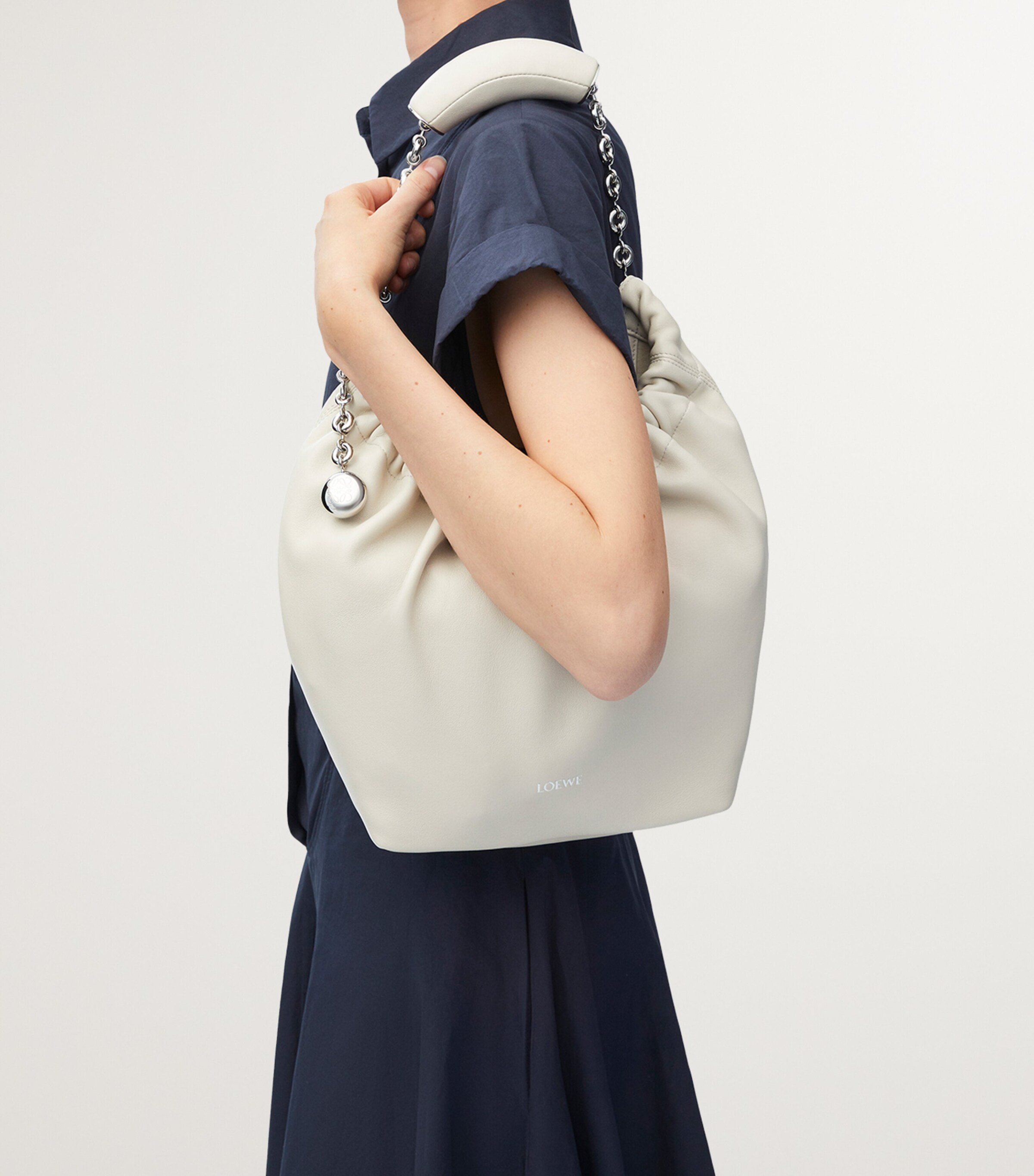 Small Leather Squeeze Top-Handle Bag SEA SALT Image 9