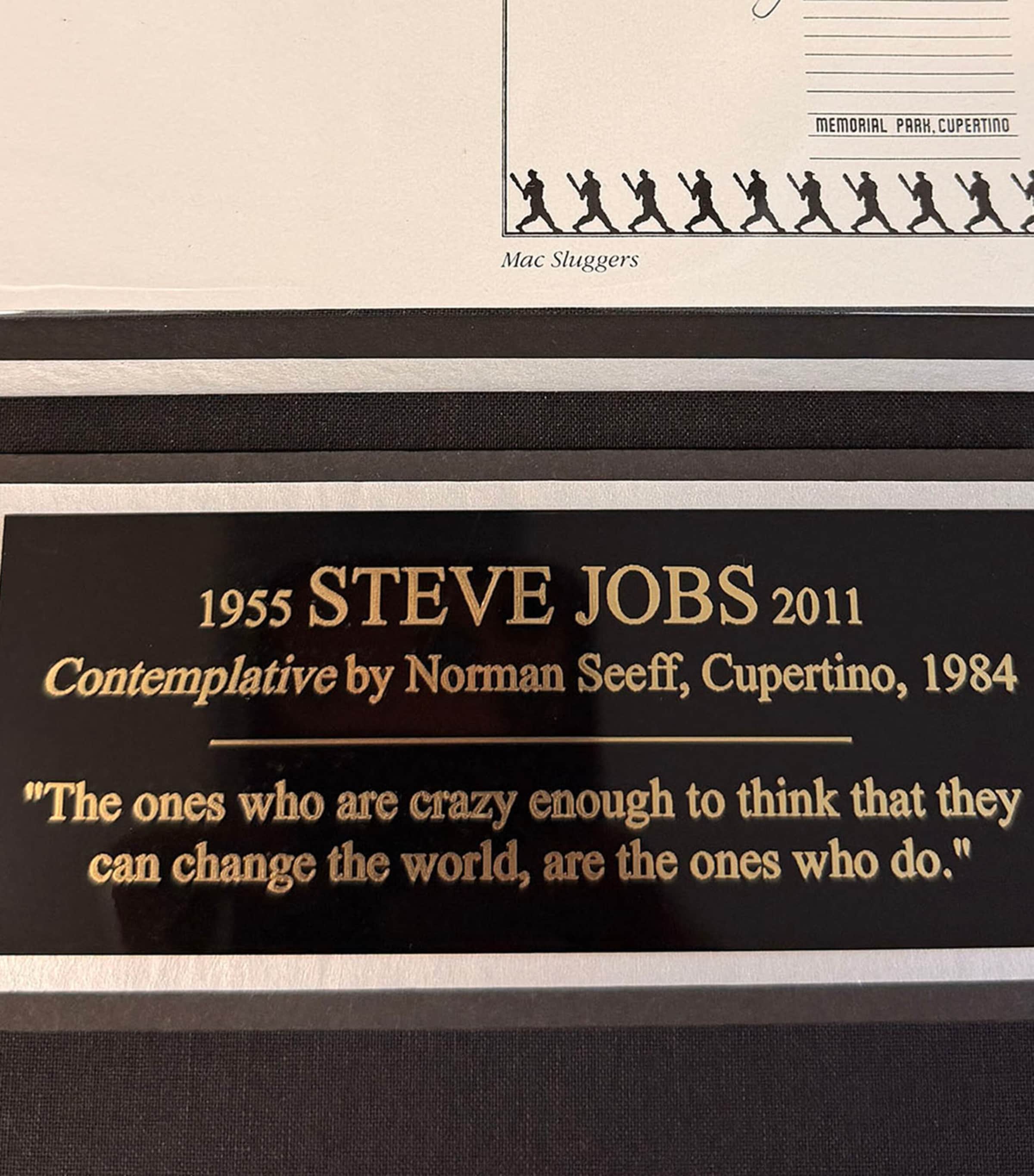 Leipzig Galleries Steve Jobs Autographed Display with Apple Macintosh Vintage Keyboard Image 3