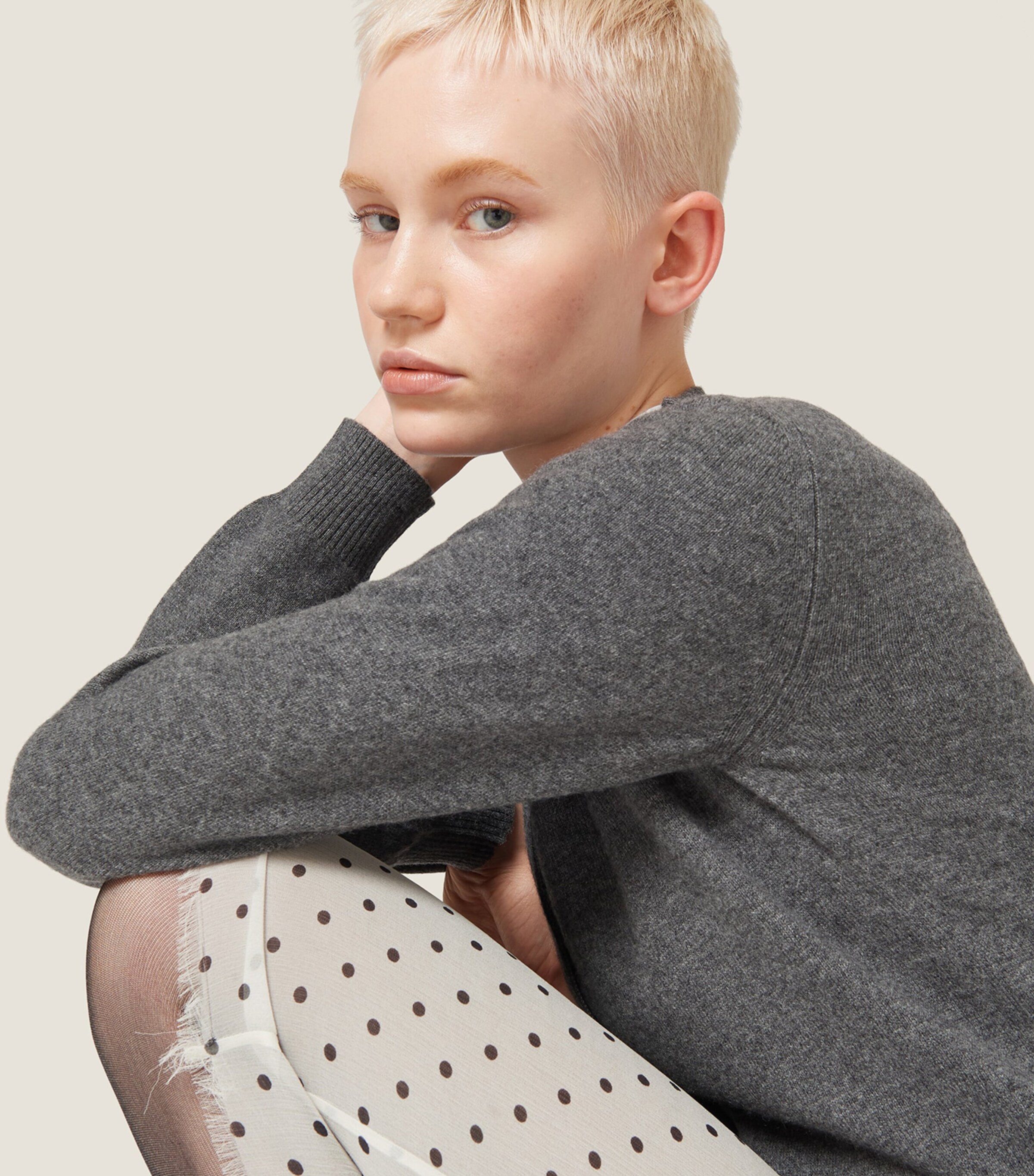 Cashmere Logo Cardigan F0480 Image 5