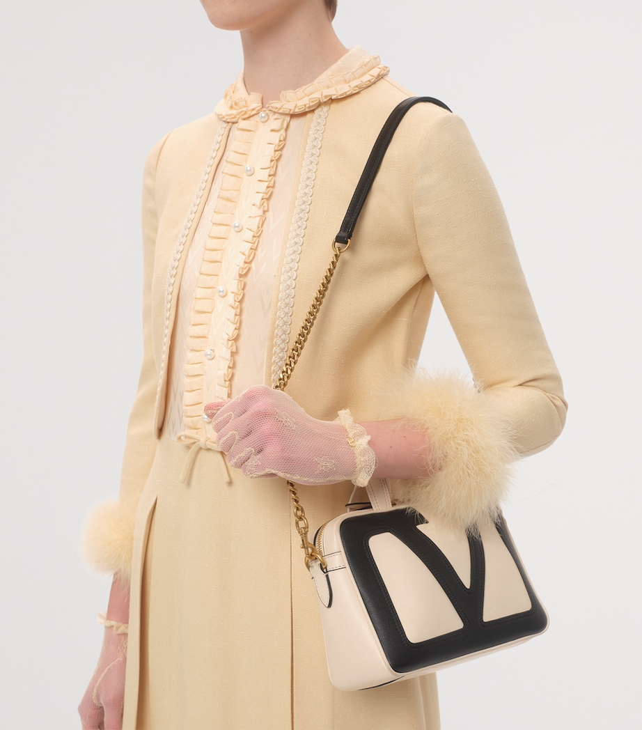 Small Leather Viva Superstar Duffle Bag R4V Image 2