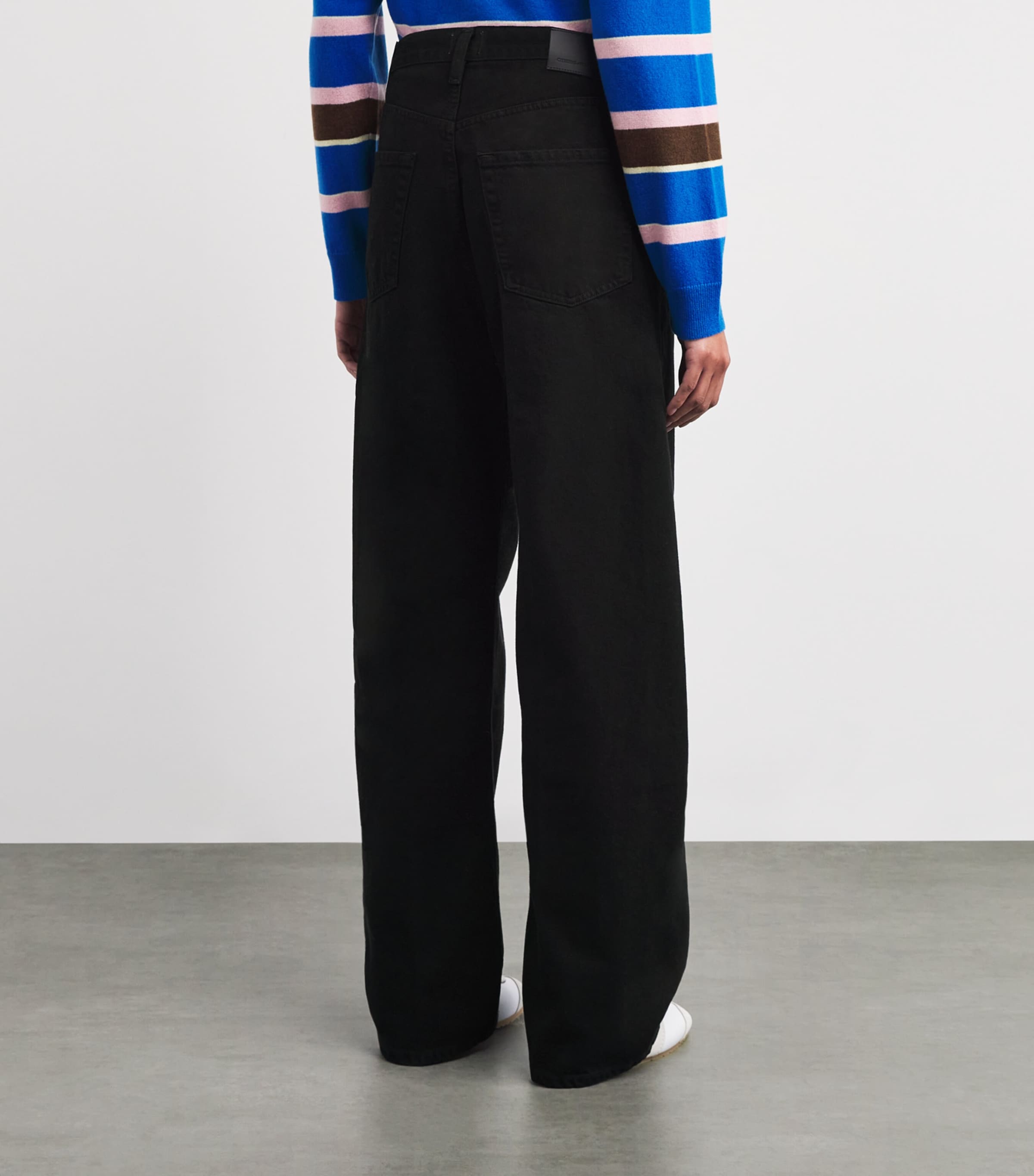 The Ayla Baggy Jeans SBLK Image 4