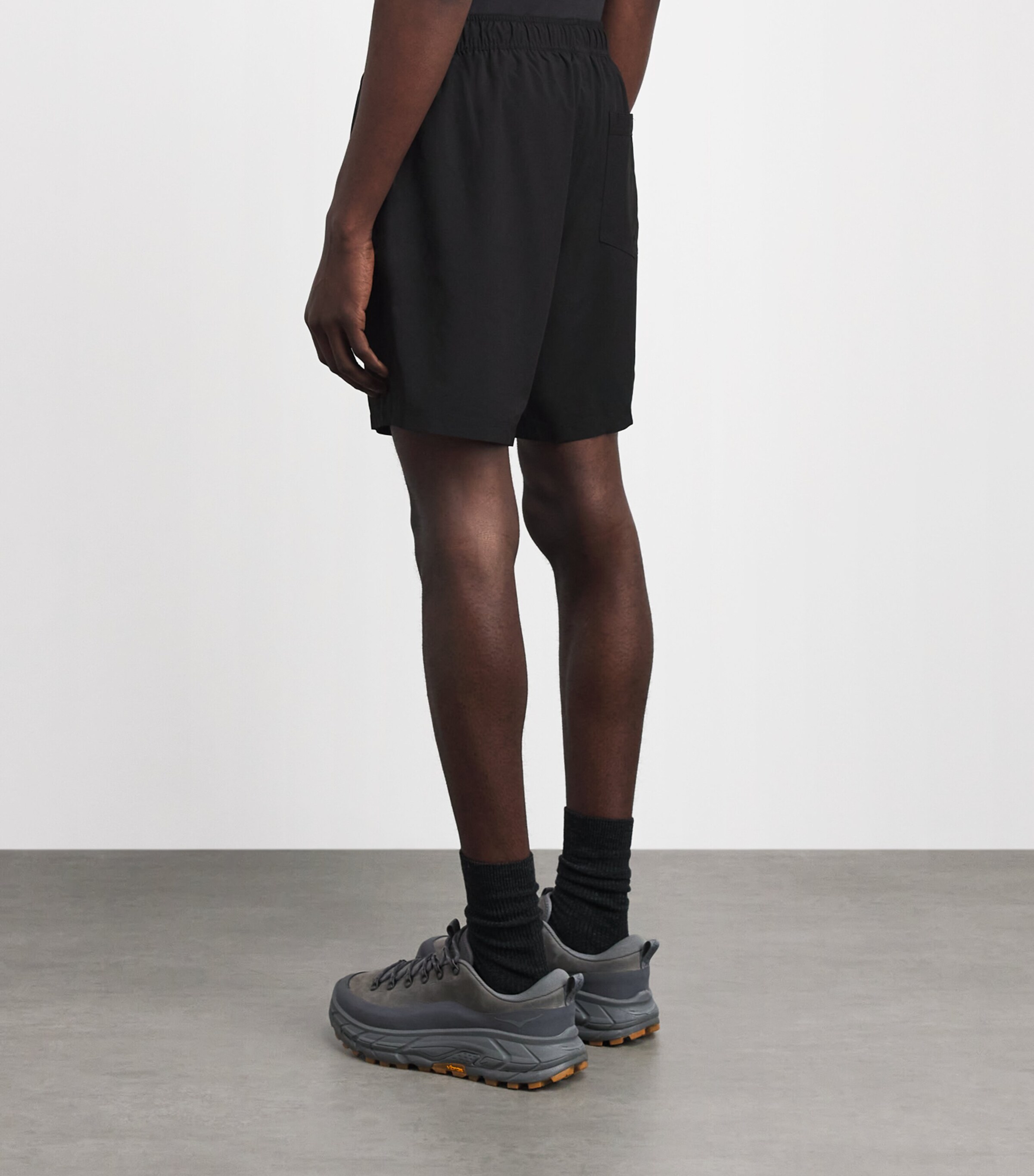 VUORI Mens Trail Shorts Black Blk Image 5