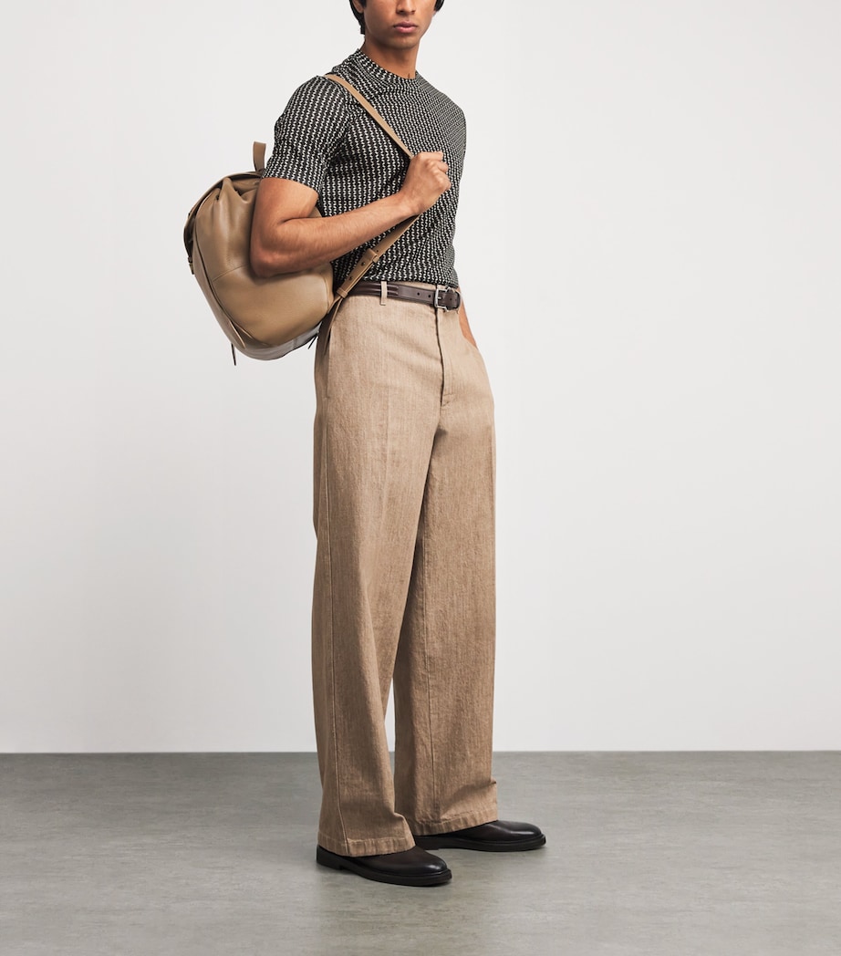 Pebbled Leather Backpack U6166 Image 5