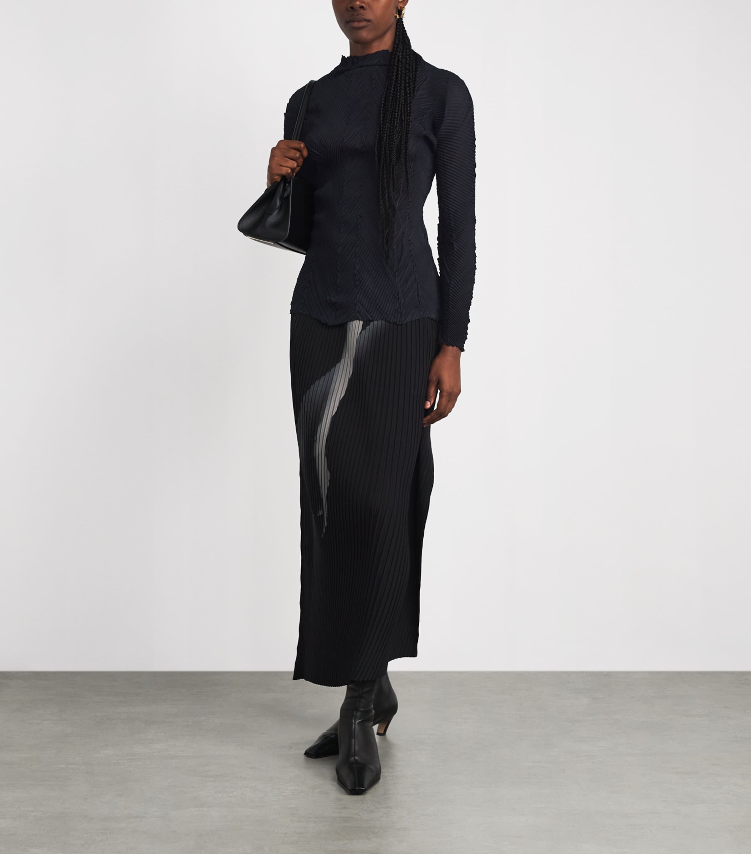 Issey Miyake Black Zigzag Pleats High-Neck Top | Harrods US