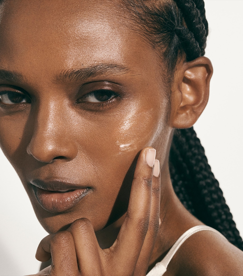 The Hydrating Infused Emulsion (125ml) NO COLOUR Image 3