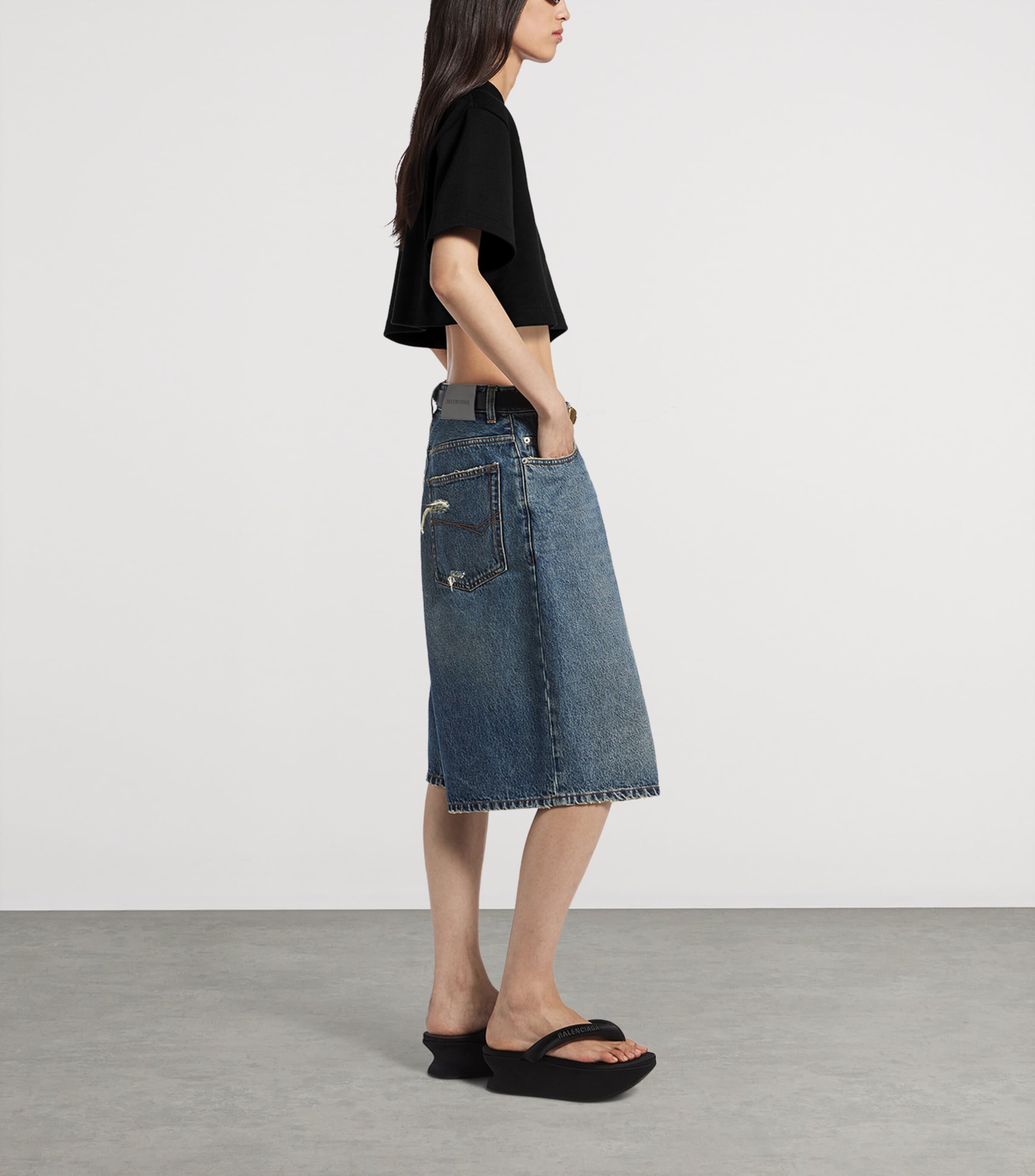 Balenciaga Womens Cotton-Blend Cropped T-Shirt Image 4