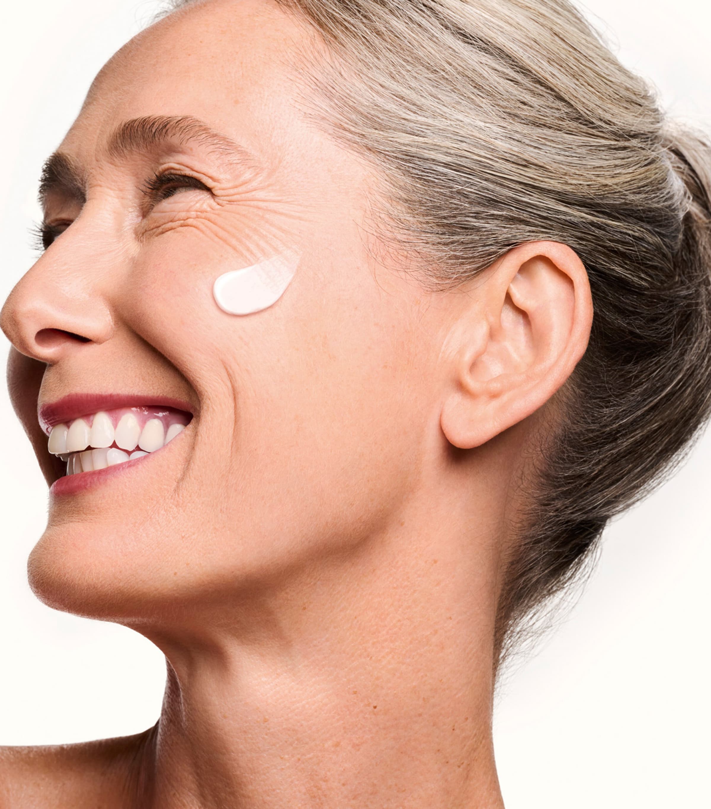 Shiseido Vital Perfection Concentrated Supreme Cream (50ml) Image 2