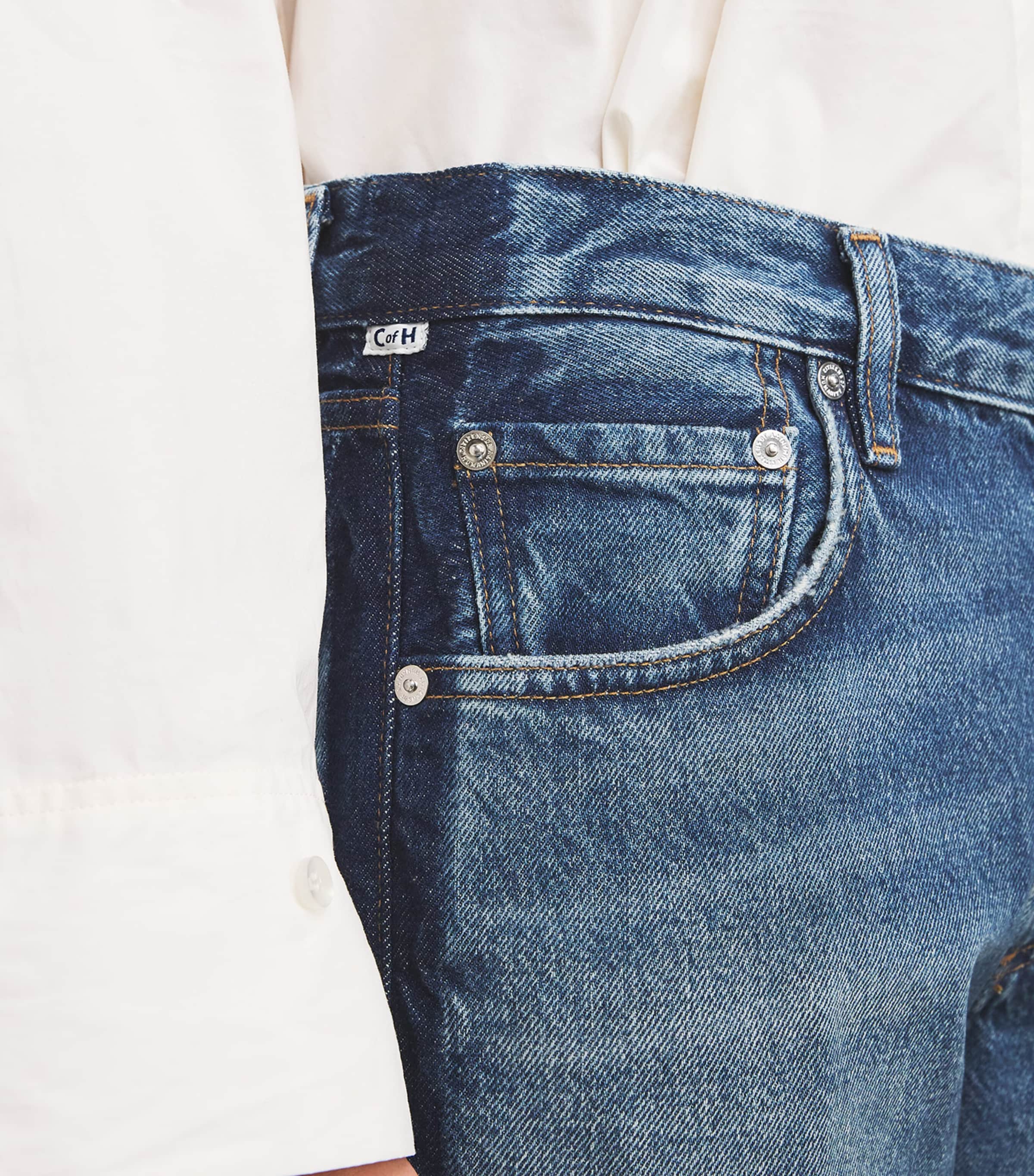 Tuxedo-Detail Lindz Low-Rise Straight Jeans LIRO Image 6