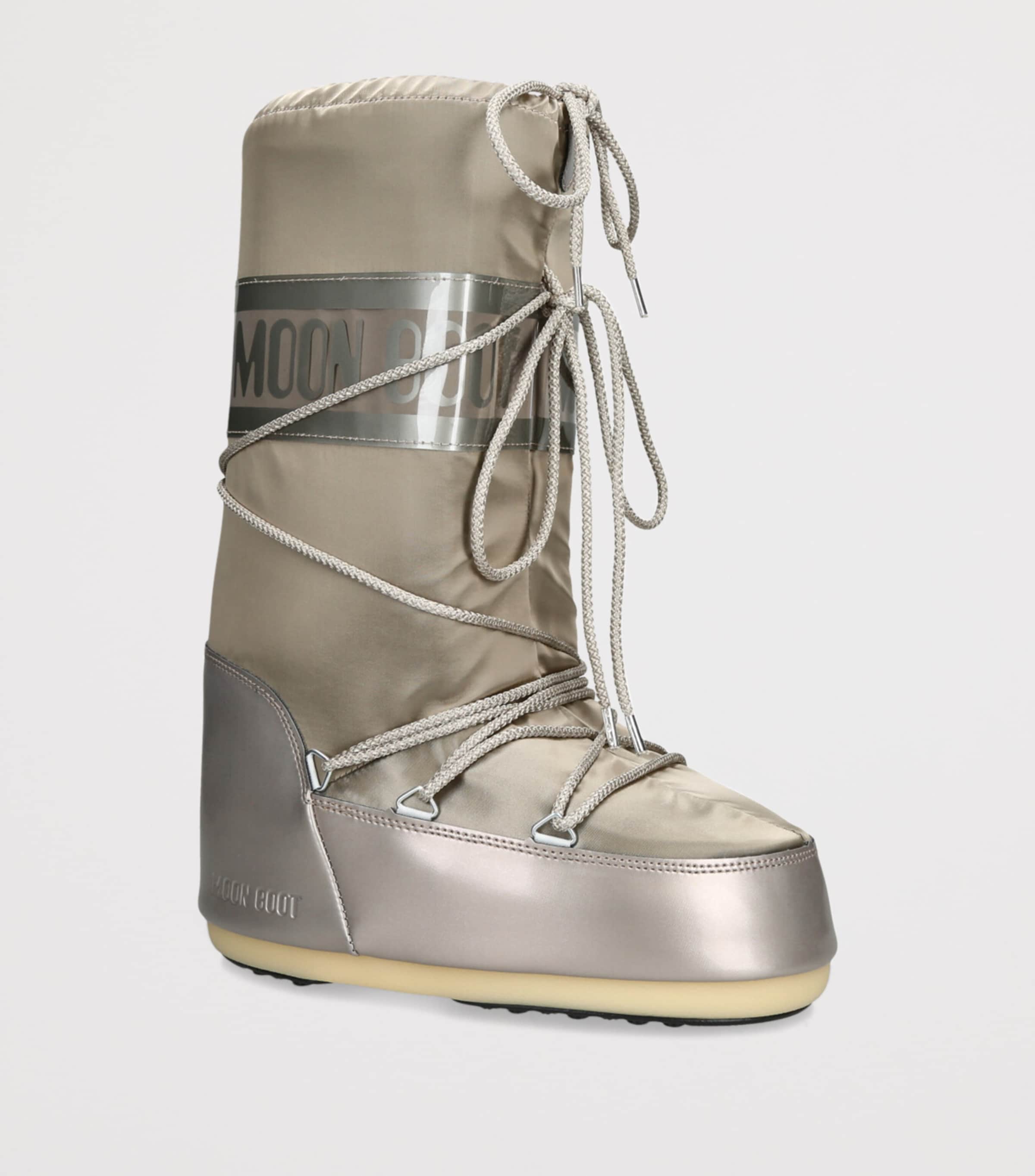 Nylon Icon Glance Moon Boots GOLD Image 3