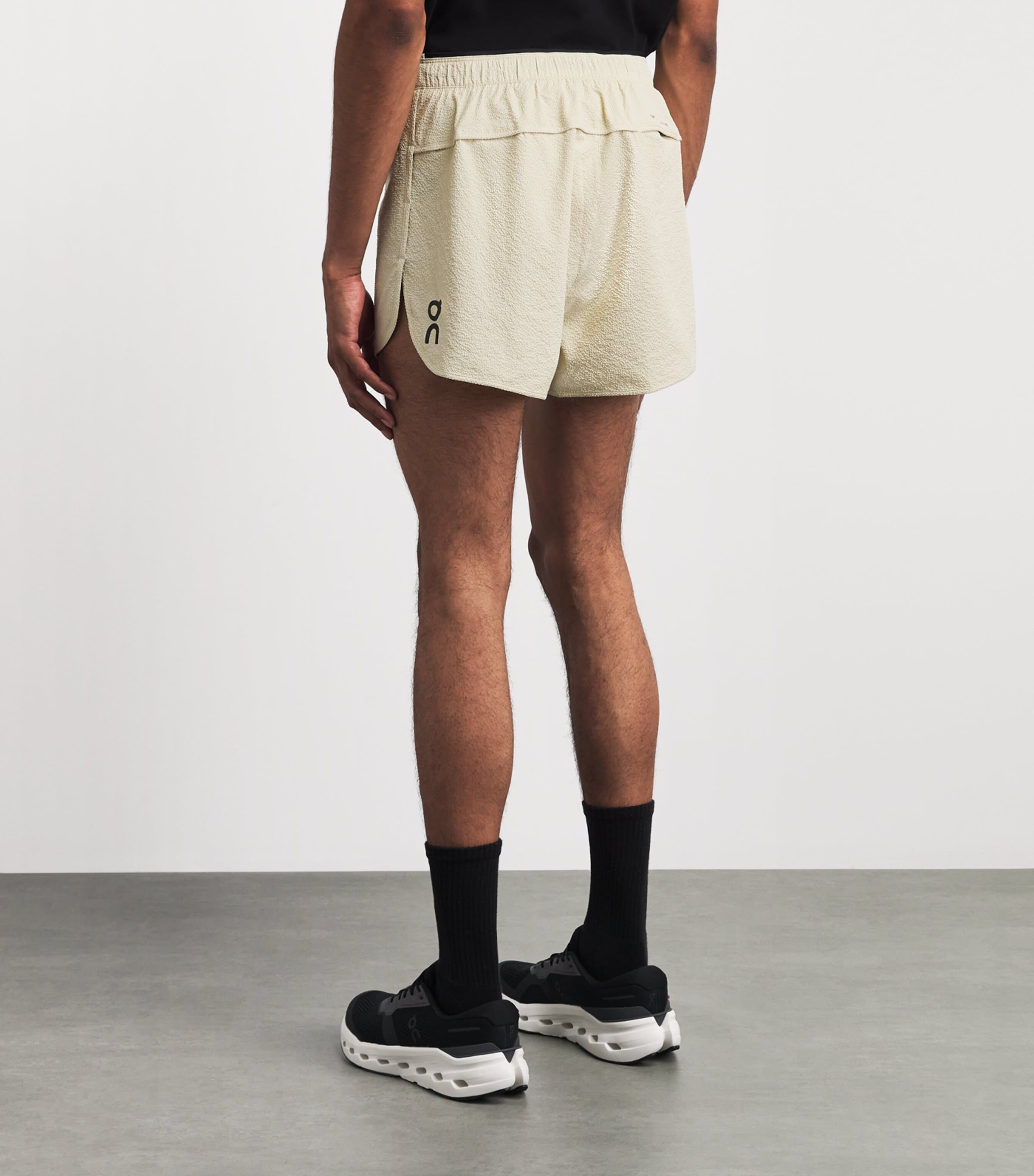 On Mens Performance Volt Shorts Hare Image 5