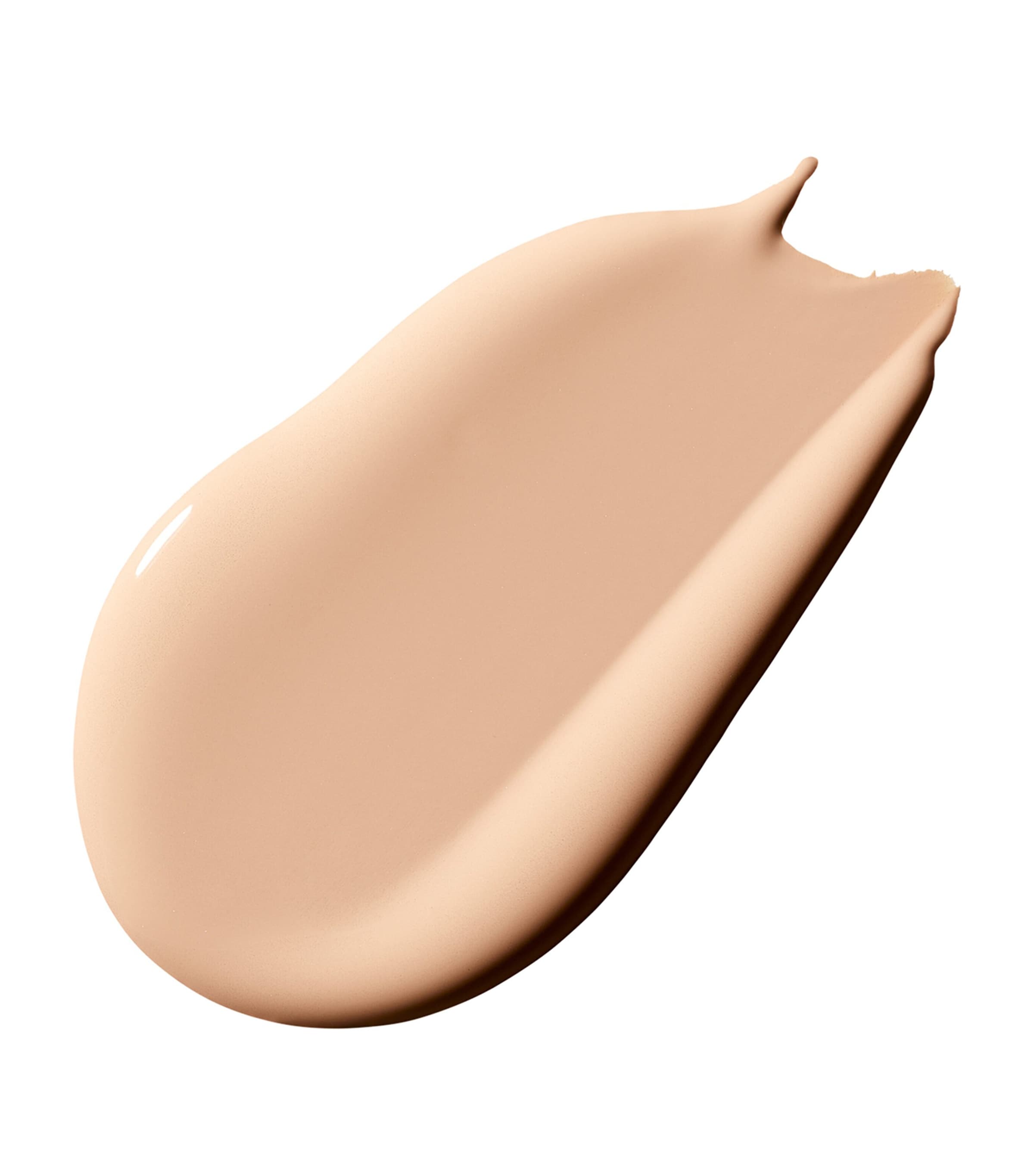 Studio Radiance 24HR Luminous Lift Concealer NW10 Image 2