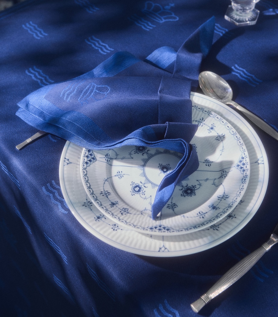 Jacquard Waves Tablecloth (145cm x 270cm) BLUE Image 2