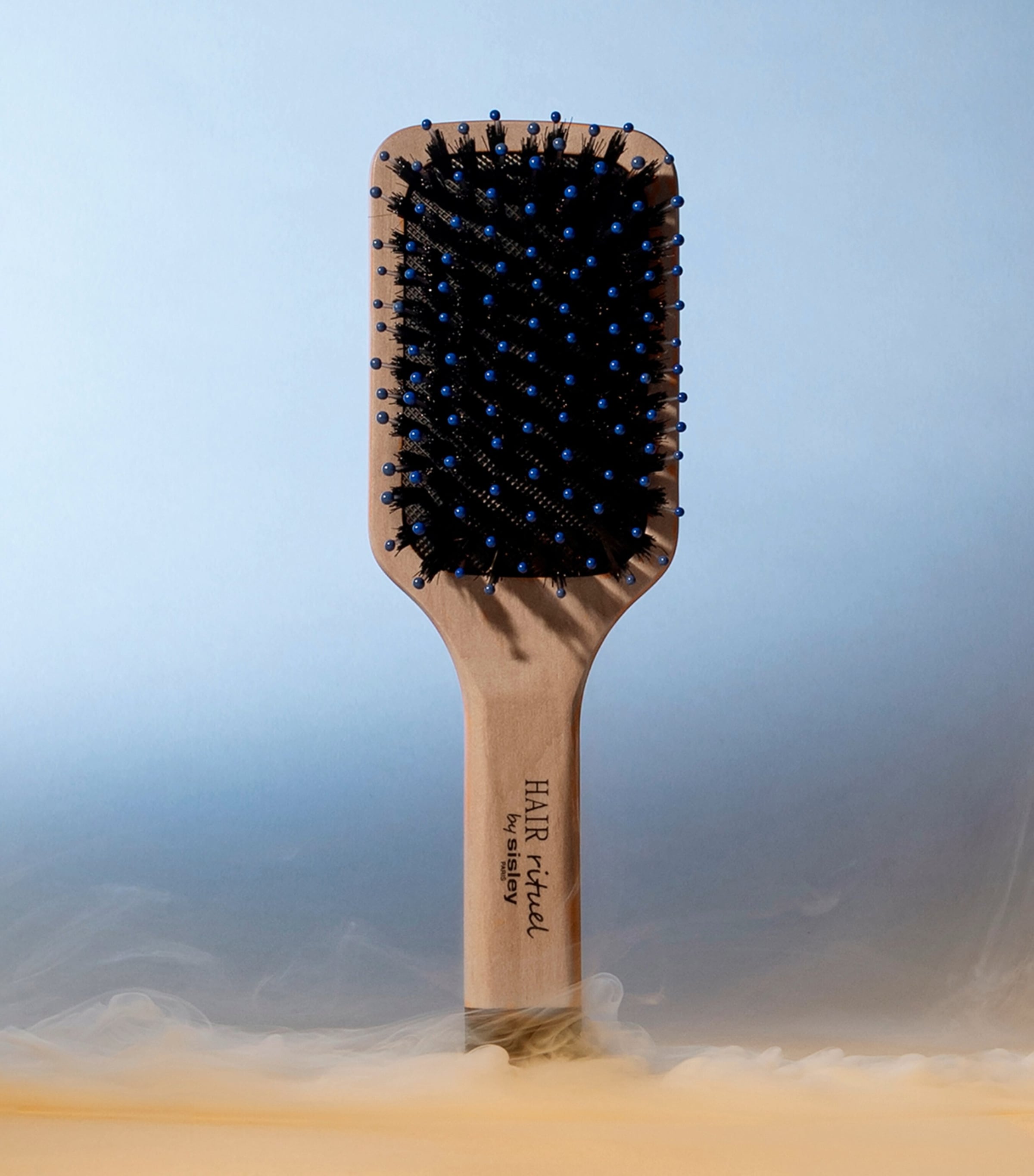 The Pocket Brush Radiance and Softness NO COLOUR Image 5