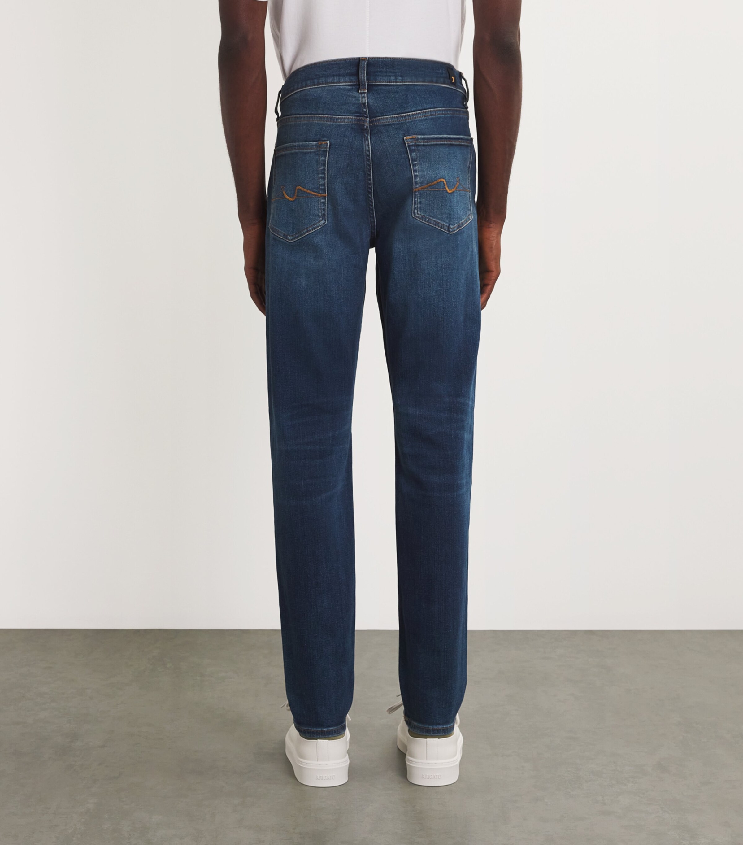 Slimmy Tapered Luxe Performance Jeans DARK BLUE Image 4