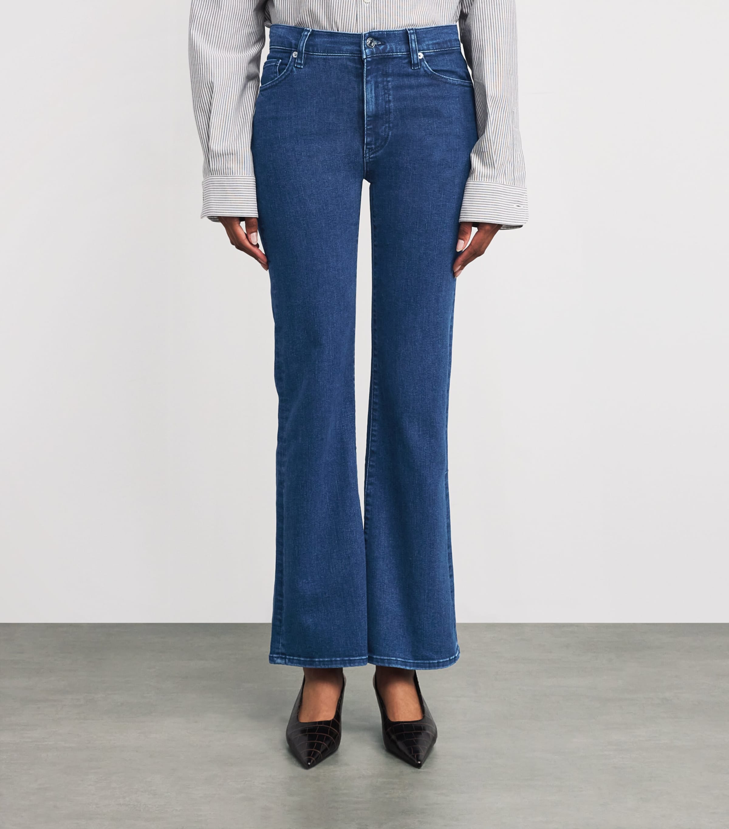 The Icon Flared Jeans LONER Image 3