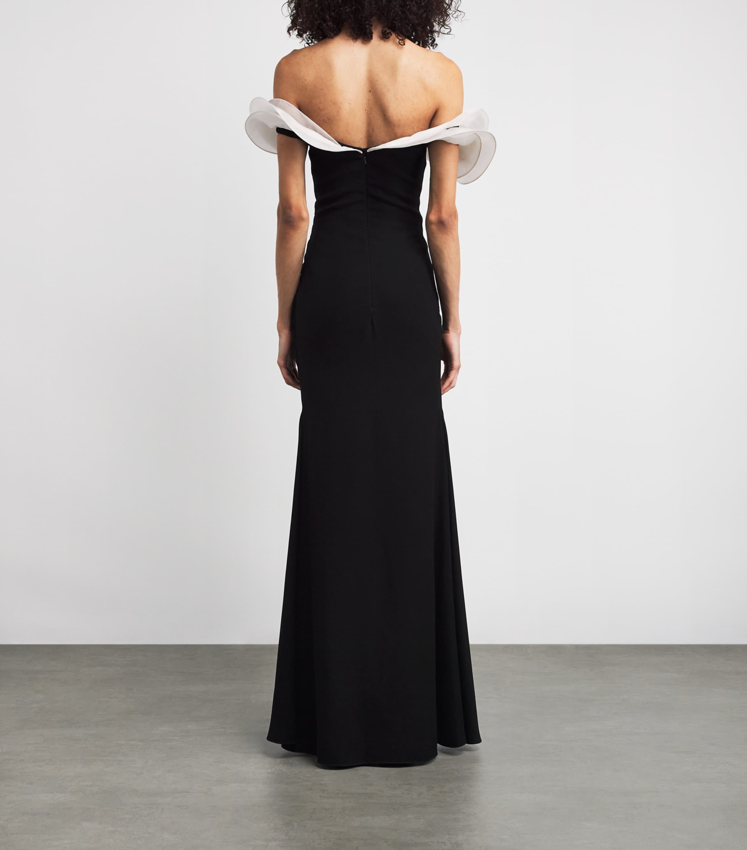Ruffle-Detail Interlude Gown BLACK WITH WHITE Image 3