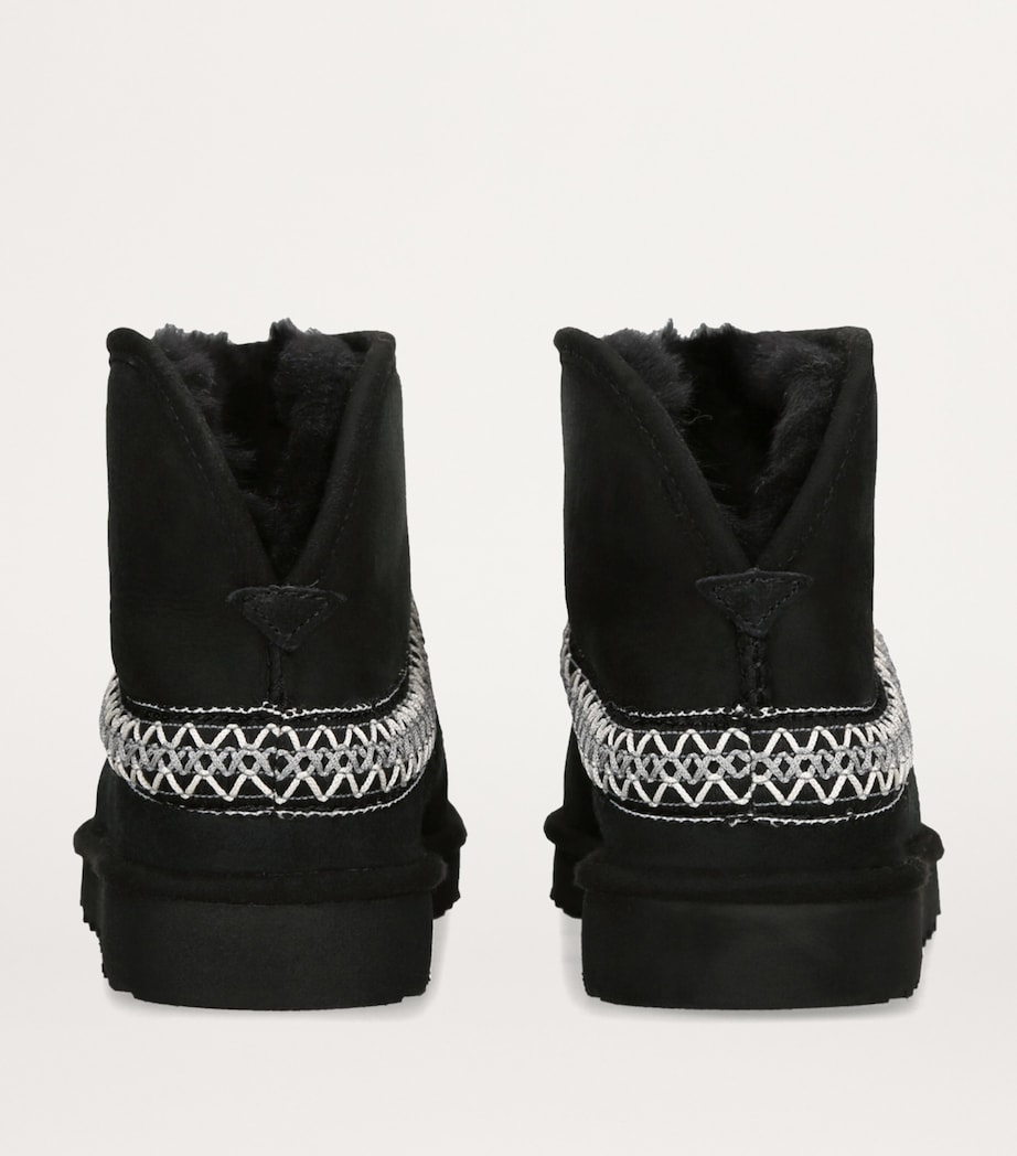 Classic Mini Crescent Boots BLACK Image 2