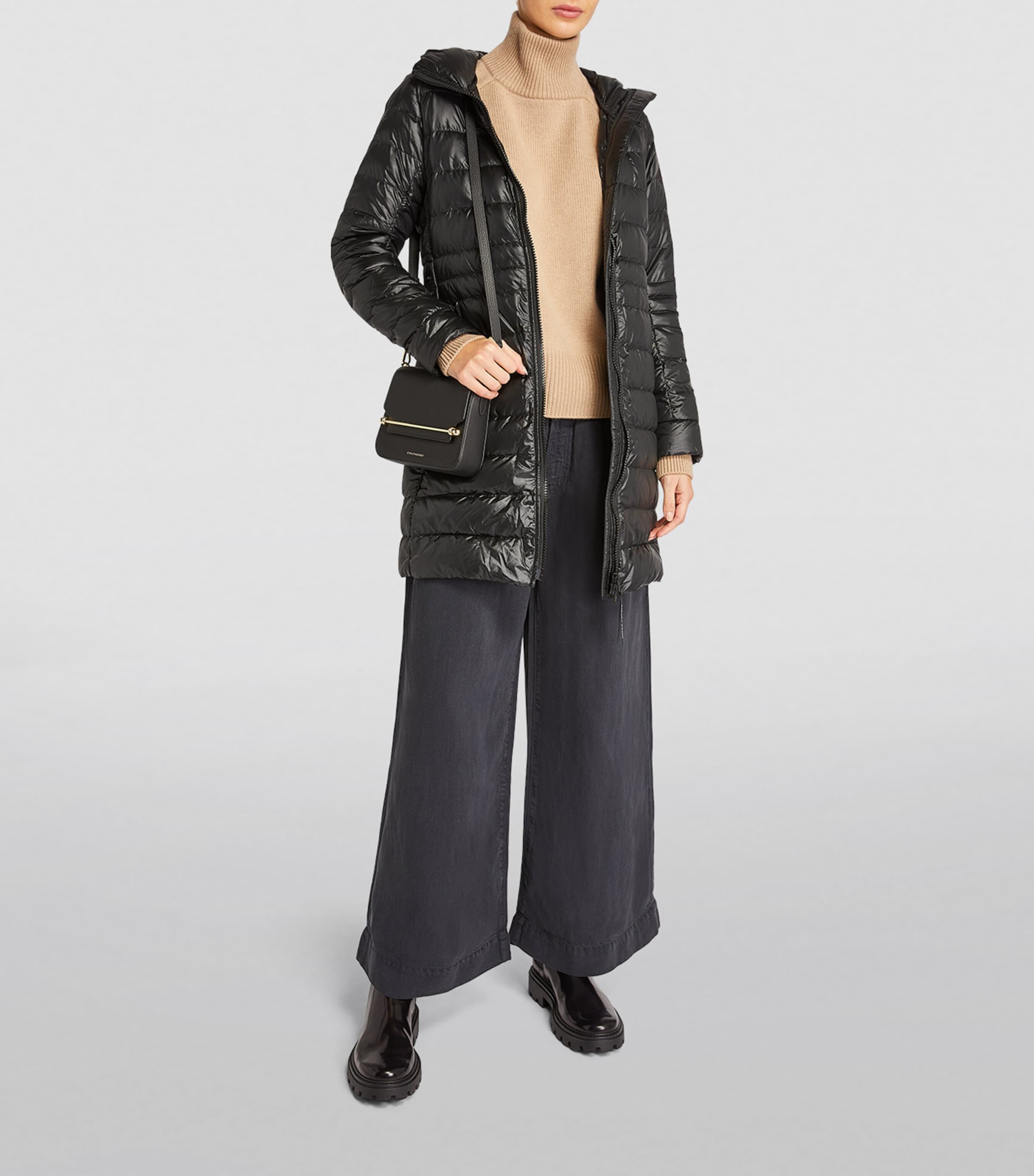 Canada Goose Womens Down-Filled Hooded Cypress Jacket Black Image 3