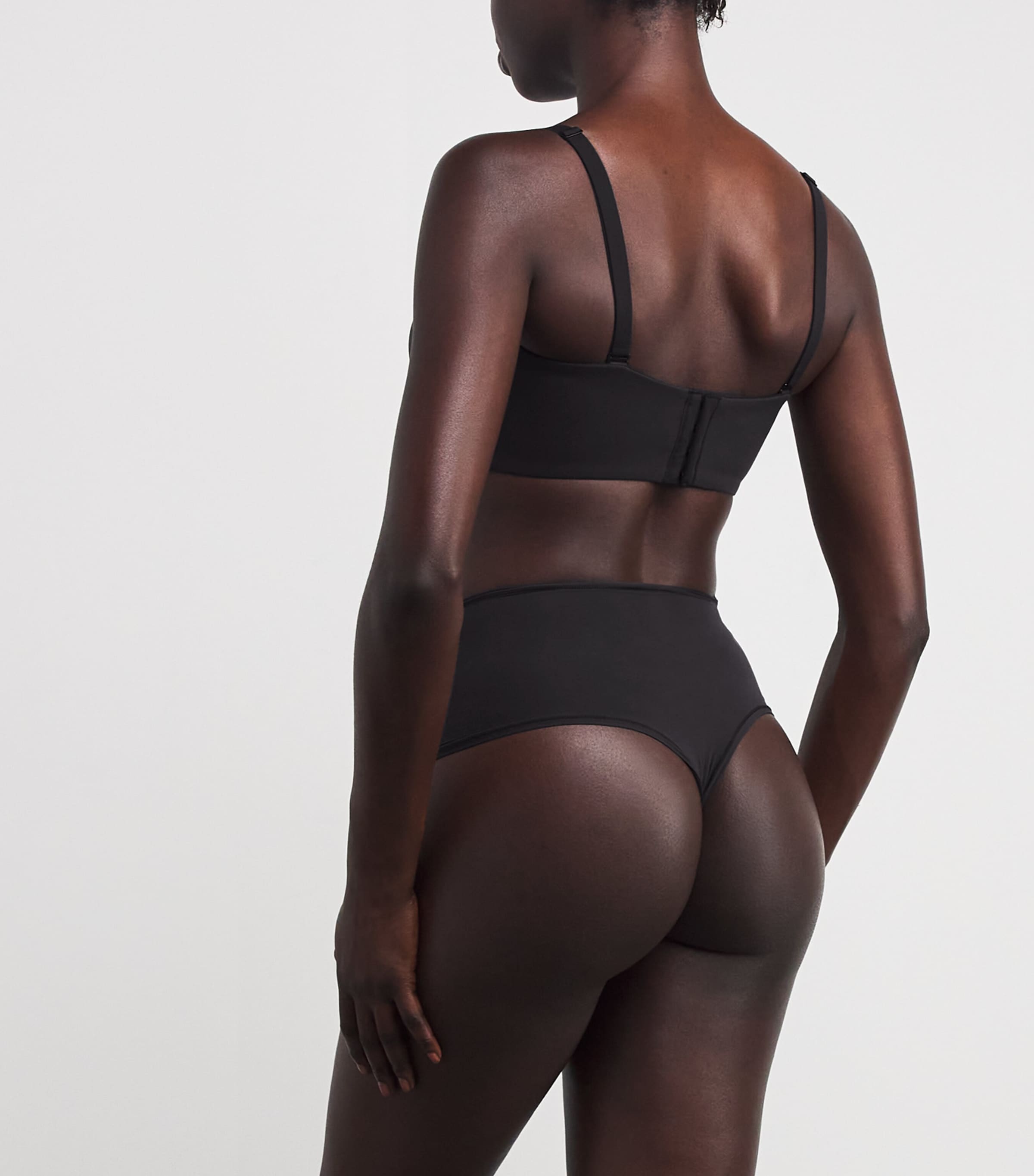 Fits Everybody High-Rise Thong ONYX Image 3