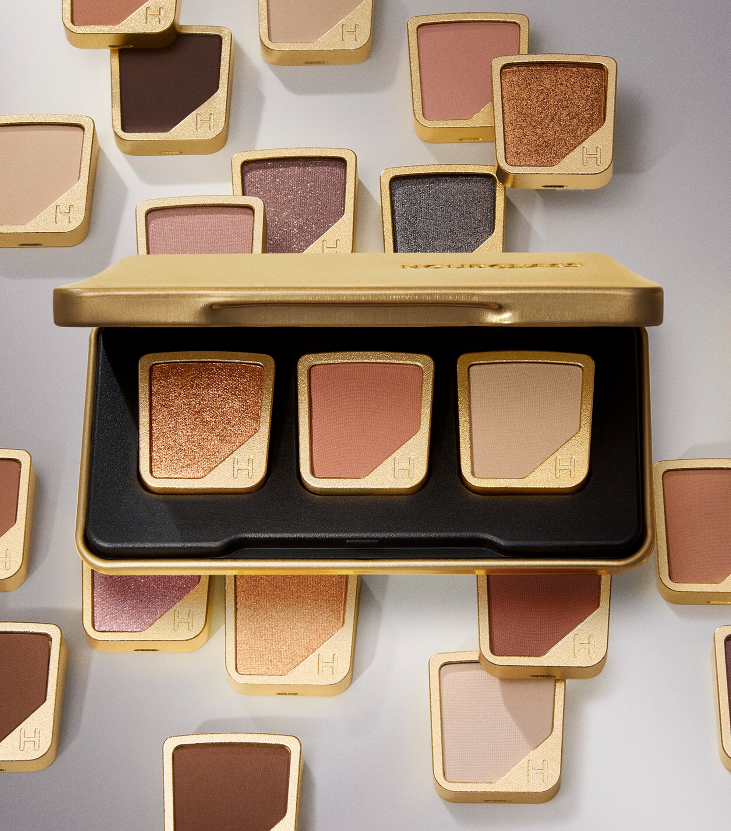 Hourglass Curator Eyeshadow | Make-up | Eyes | Eyeshadows | Designers | Hourglass Hourglass Curator Eyeshadow | Make-up | Eyes | Eyeshadows | Designers | Hourglass