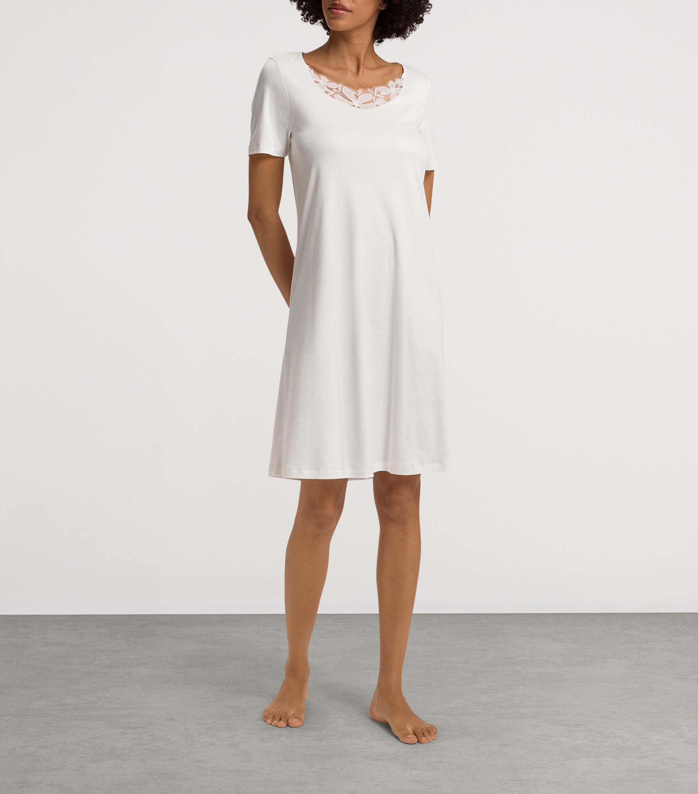 Hanro Cotton Short-Sleeve Kalea Nightdress | Women Clothing | Nightwear | Nightdresses | Pyjamas | Designers | Hanro Hanro Cotton Short-Sleeve Kalea Nightdress | Women Clothing | Nightwear | Nightdresses | Pyjamas | Designers | Hanro