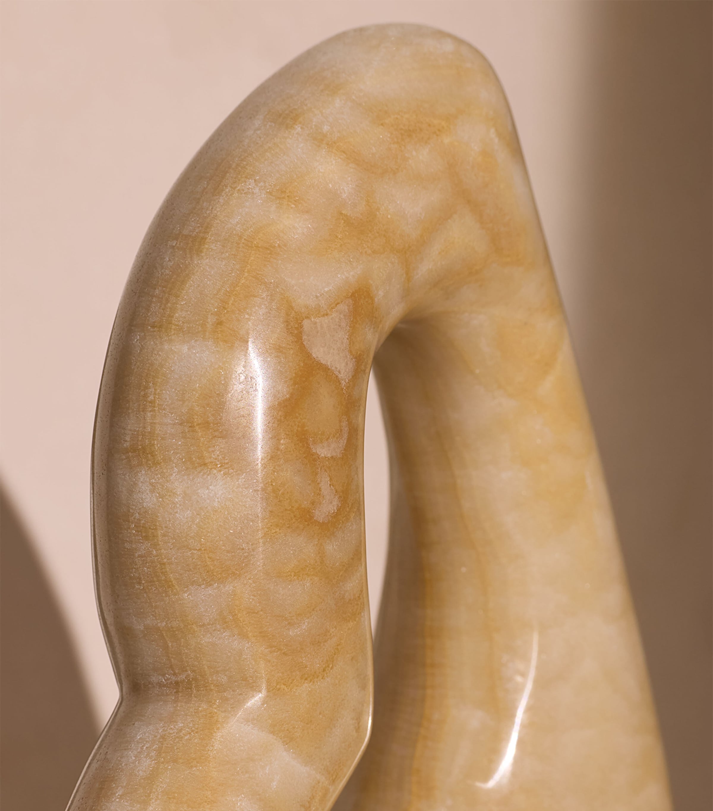 Soho Home Onyx Anderson Ornament (30cm) White Image 3