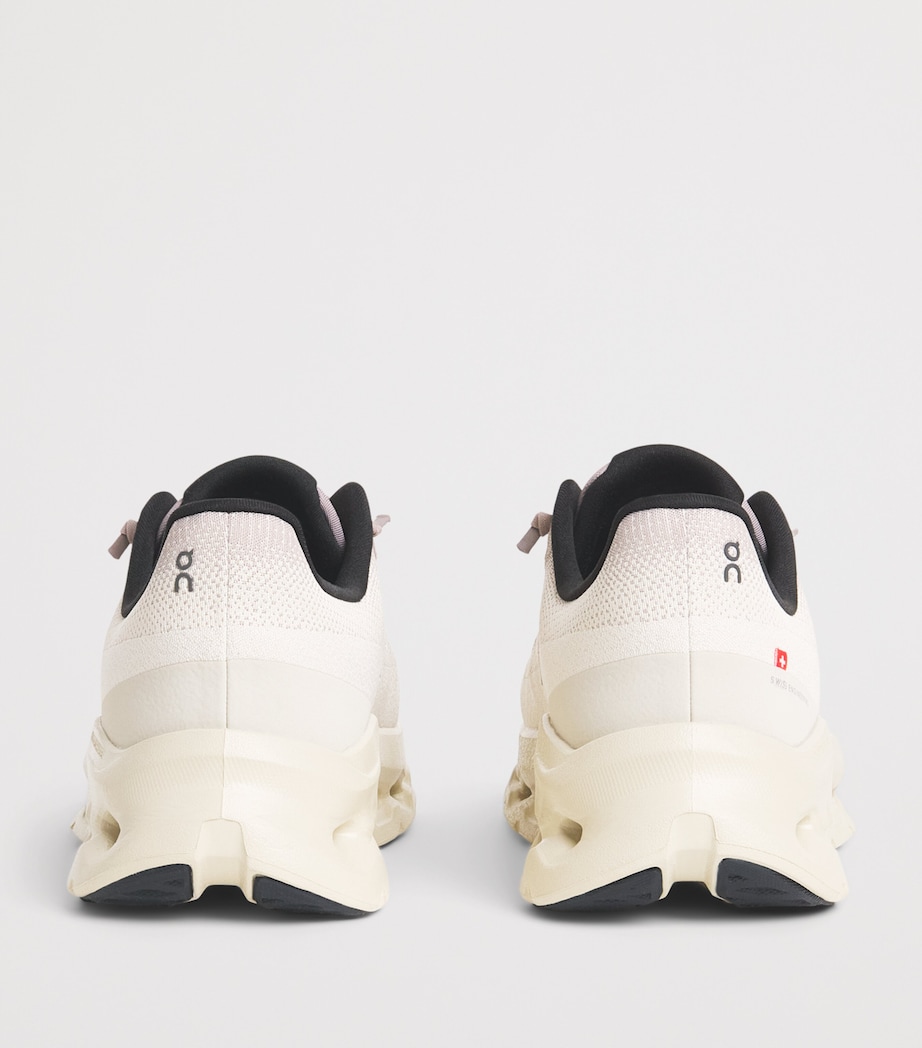 On Mens Cloudtilt Trainers Cinder | Sand Image 5