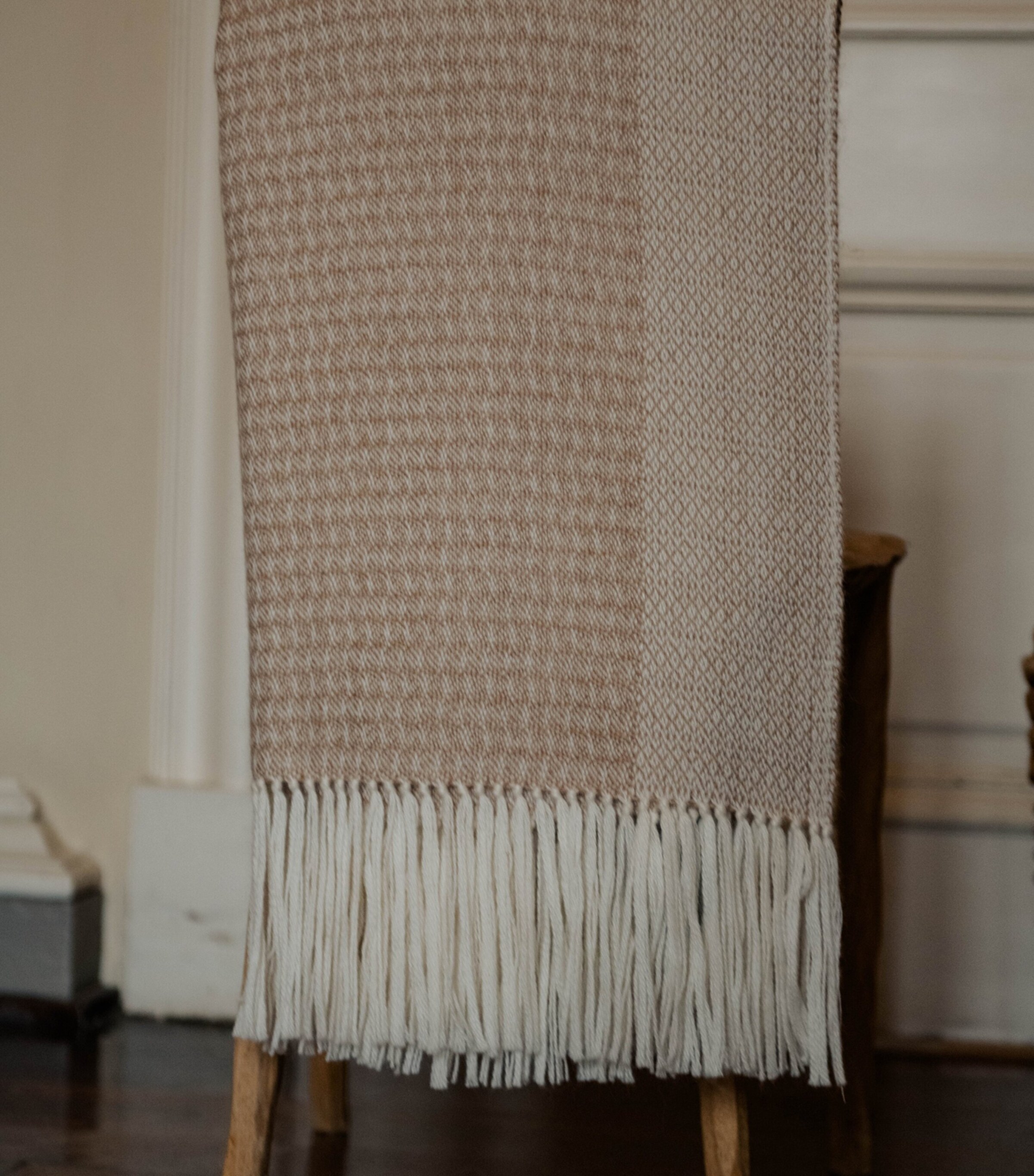 Araminta Campbell Alpaca-Blend Willow Throw (150cm x 230cm) Caramel Image 3