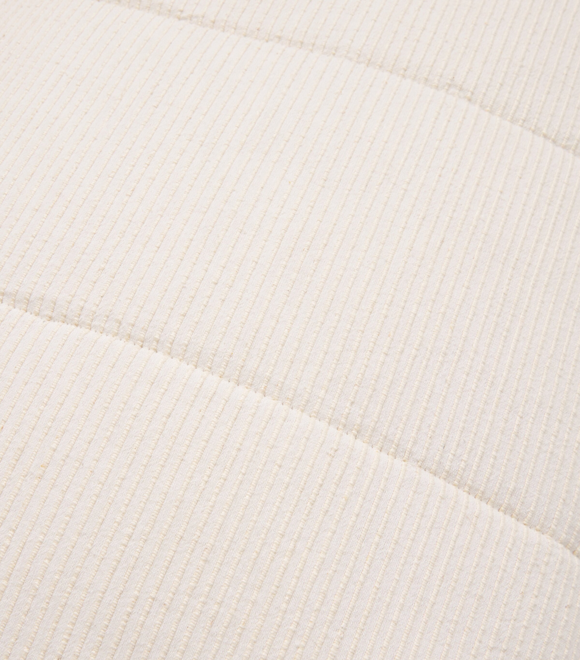 Harrods of London Chalcot Bedspread (50cm x 70cm) Ivory Image 5