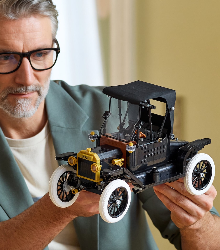 Lego Icons Ford Model T 11376 Image 3