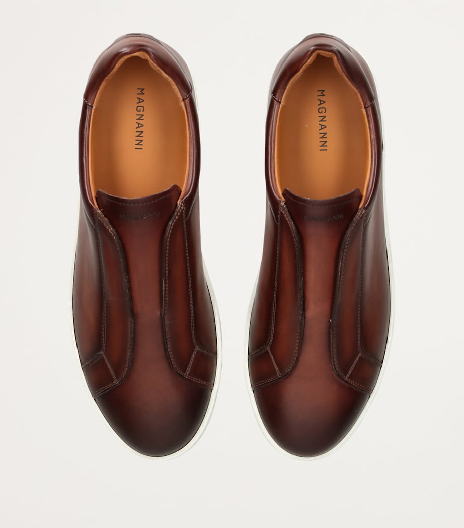 Leather Laceless Sneakers BROWN Image 4