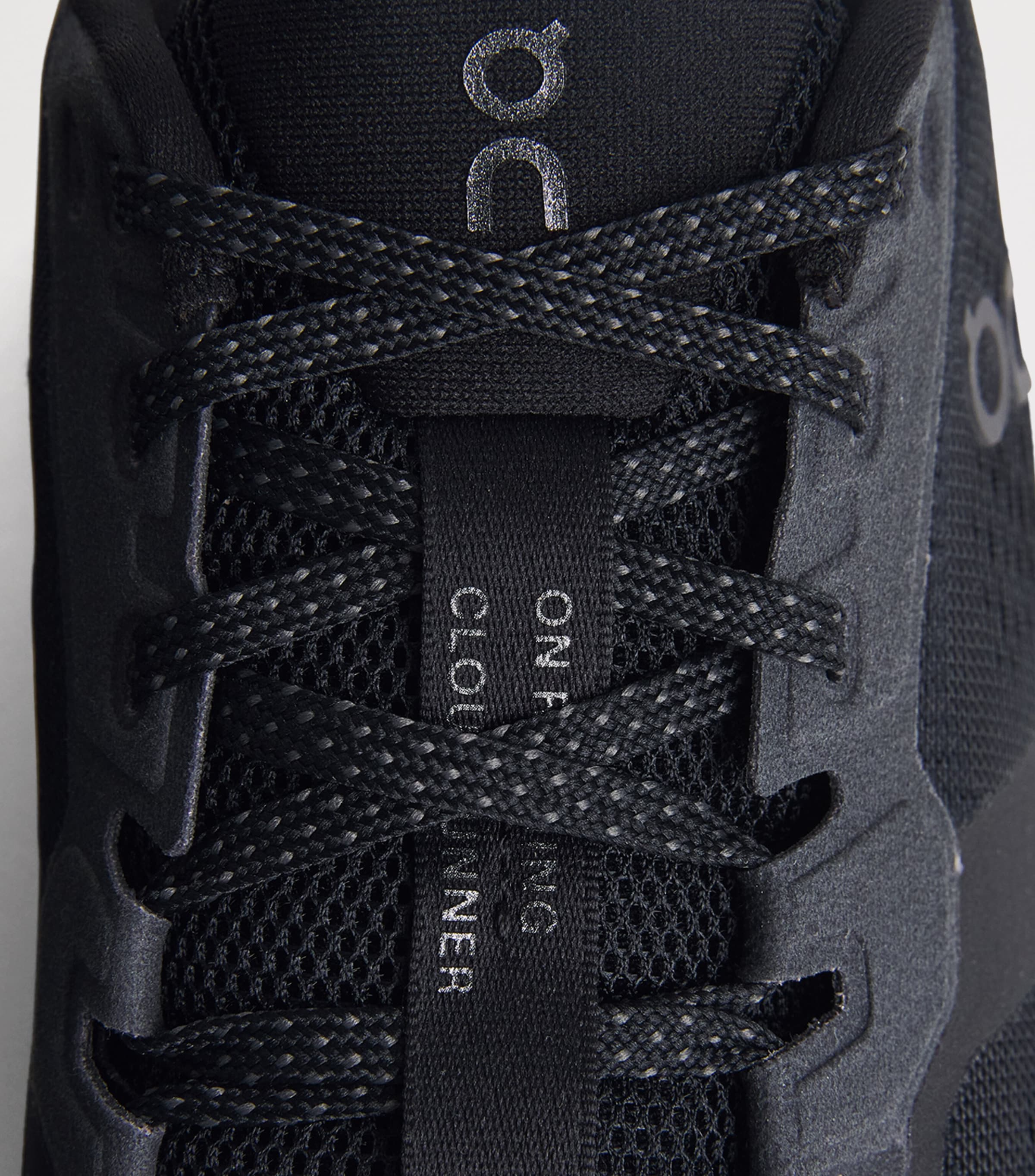On Cloudrunner 3 Trainers Black / Black Image 7