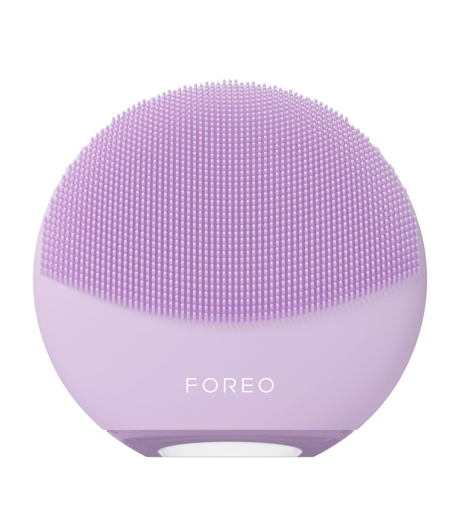 Foreo Mini Luna 4 Cleansing Tool Lavender Image 1