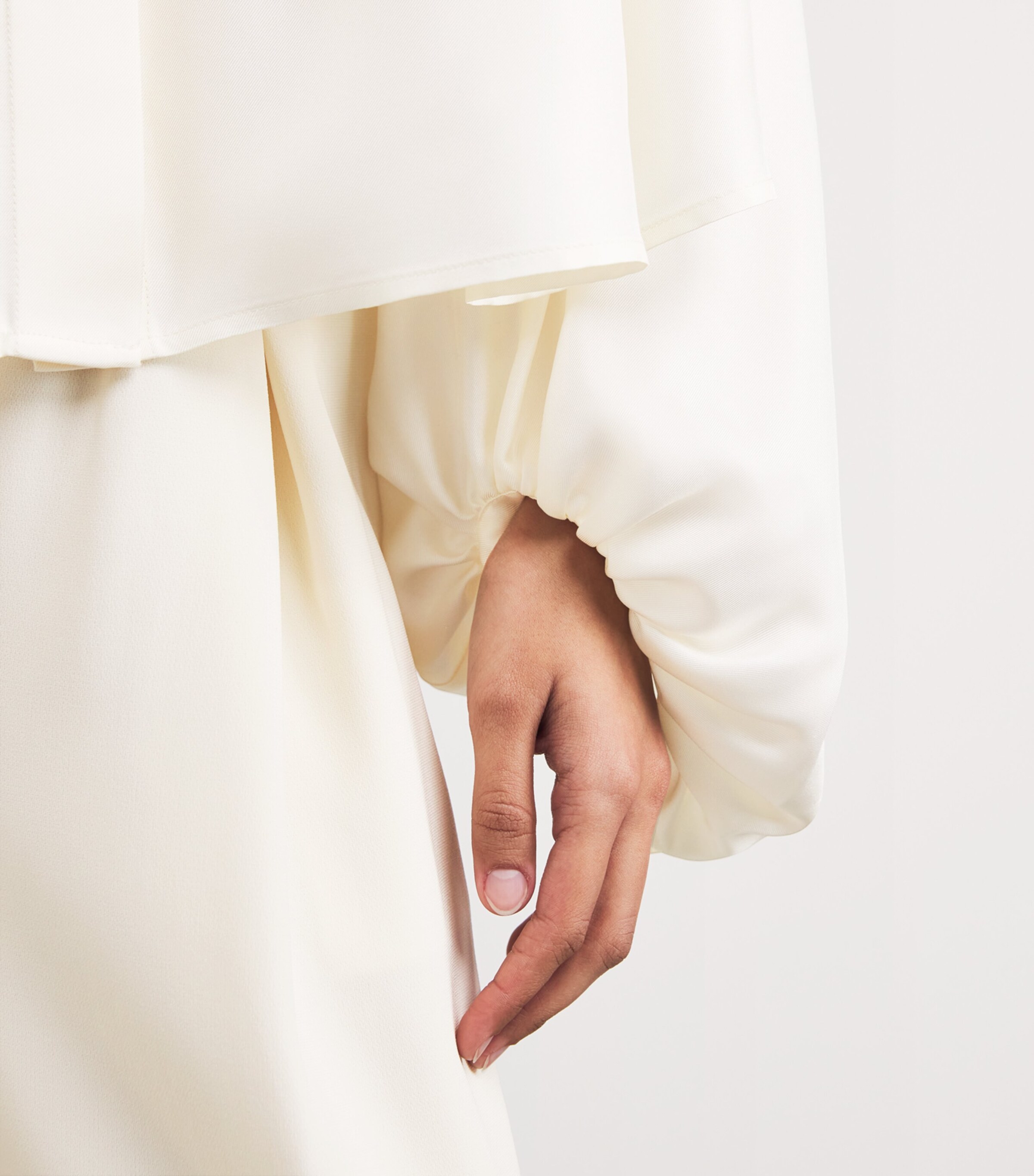 Silk Pleated Blouse CREAM Image 6