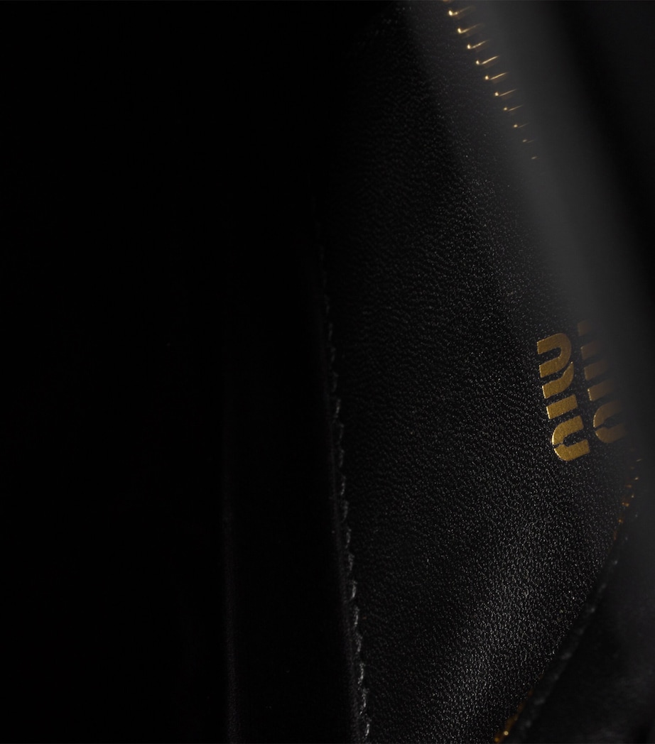 Matelassé Nappa Leather Pouch F0002 Image 4
