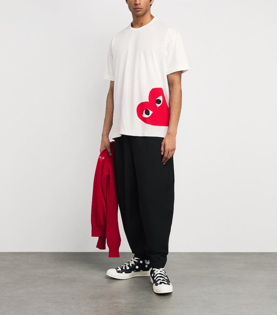 Comme Des Garçons Play Mens Cotton Oversized Bottom Heart T-Shirt White Image 2
