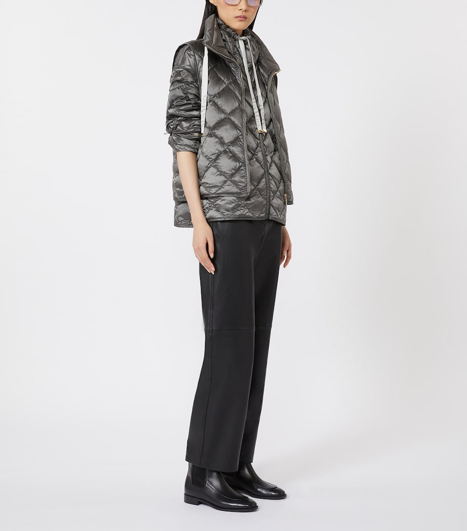 The Cube Down Gilet DARK GREY Image 4