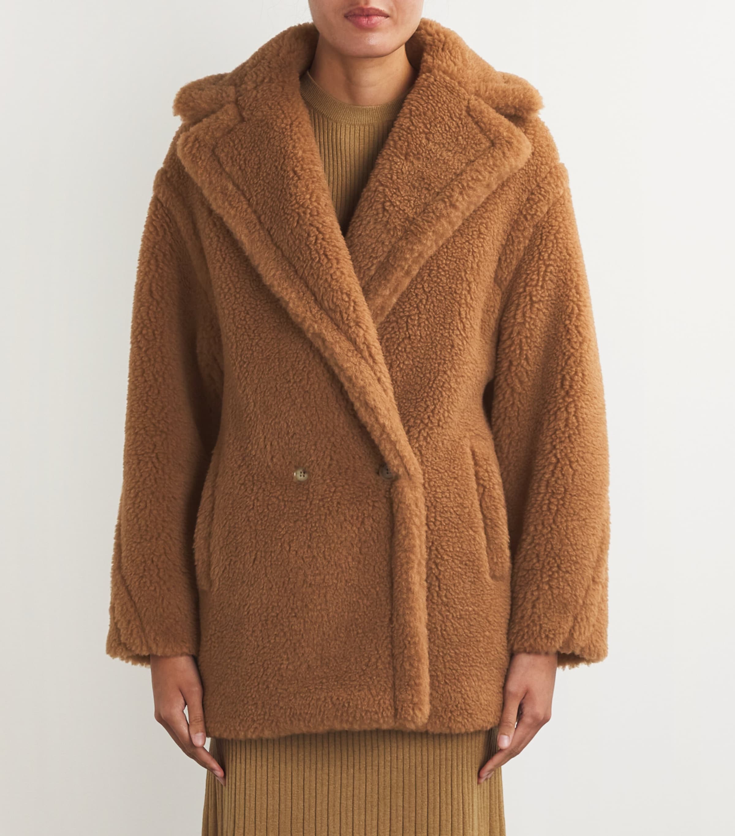 Max Mara Alpaca-Blend Short Teddy Coat | Harrods US Max Mara Alpaca-Blend Short Teddy Coat | Harrods US