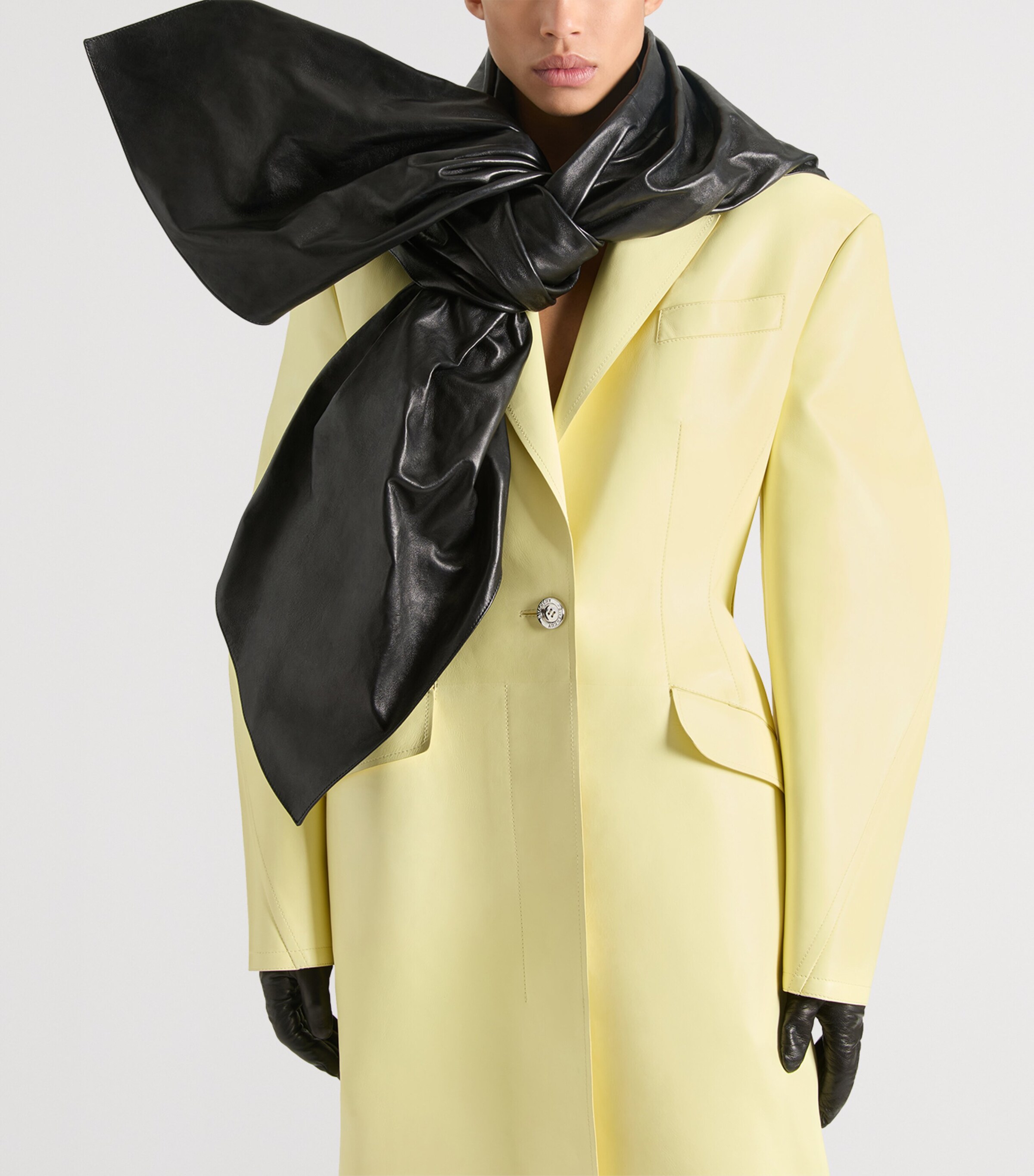 Leather Exploded Bow Scarf BLACK Image 2