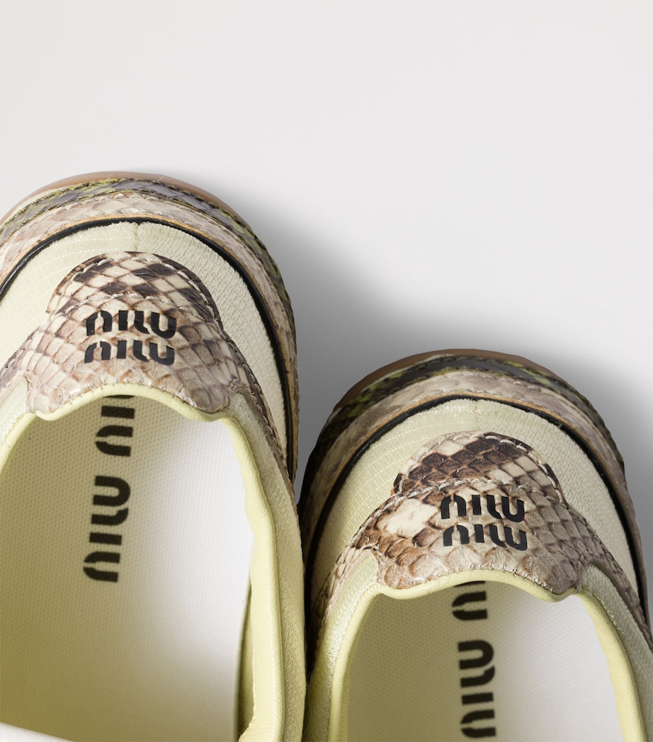 Gymnasium Sneakers F084U Image 3