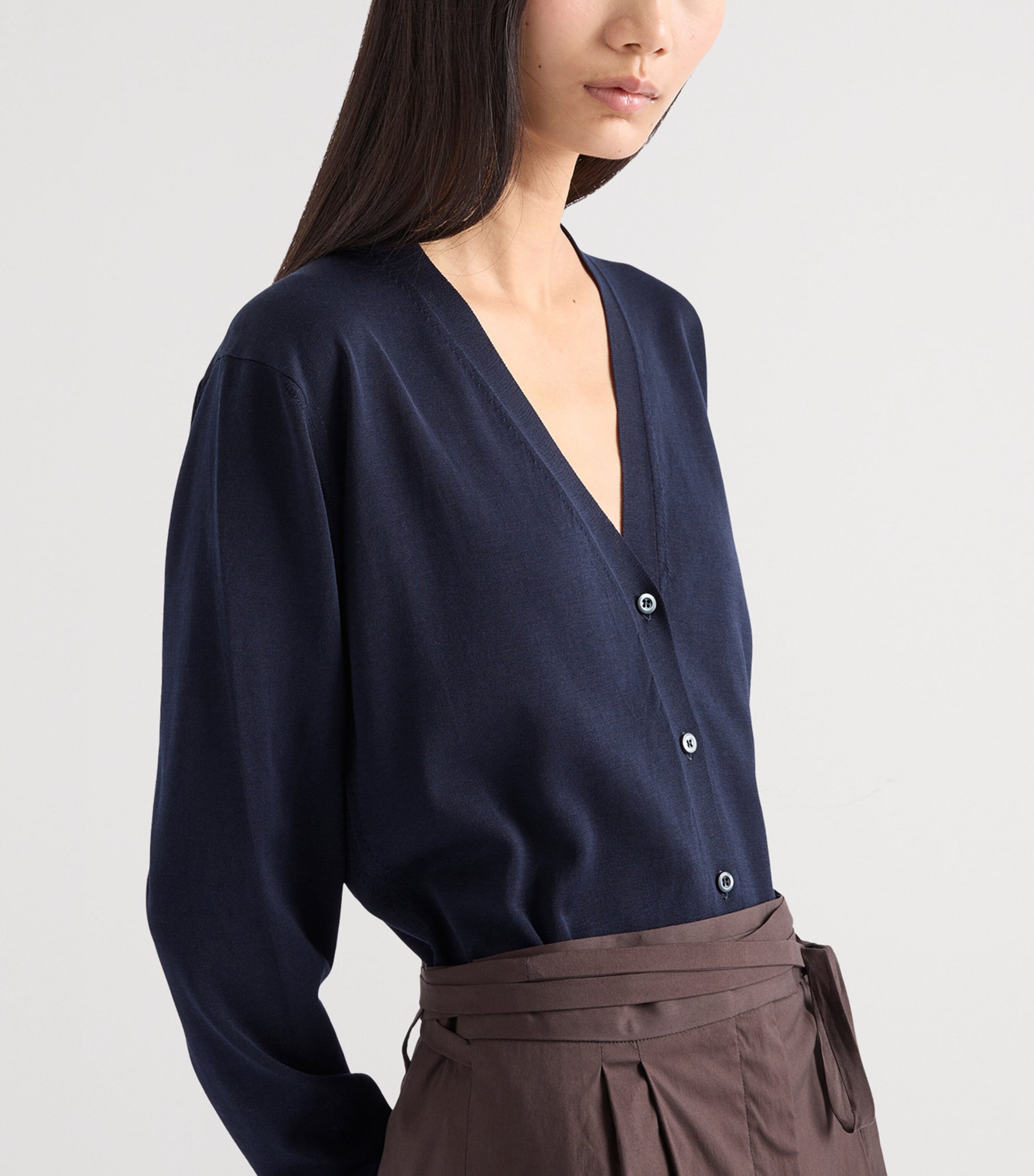 Cotton V-Neck Cardigan F0008 Image 3