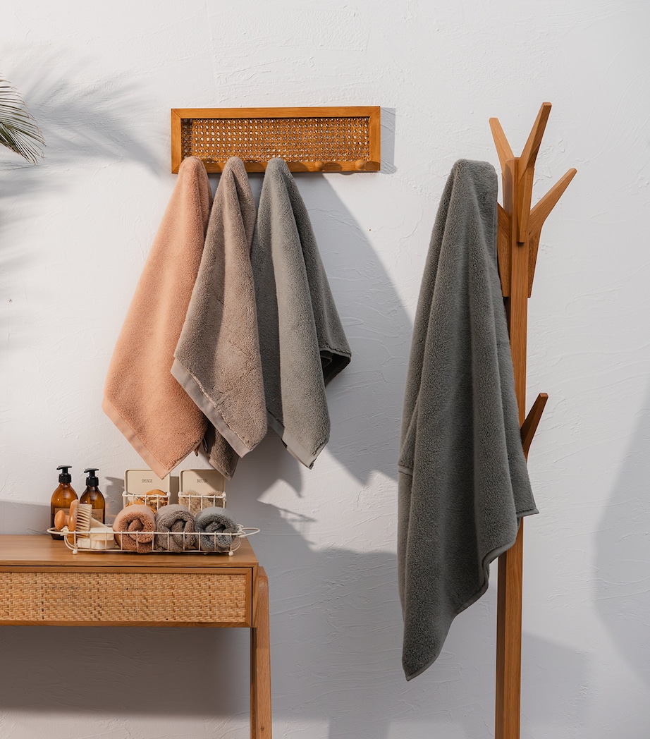 Organic Cotton Olympia Face Cloth (30cm x 40cm) DARK PEACH Image 2